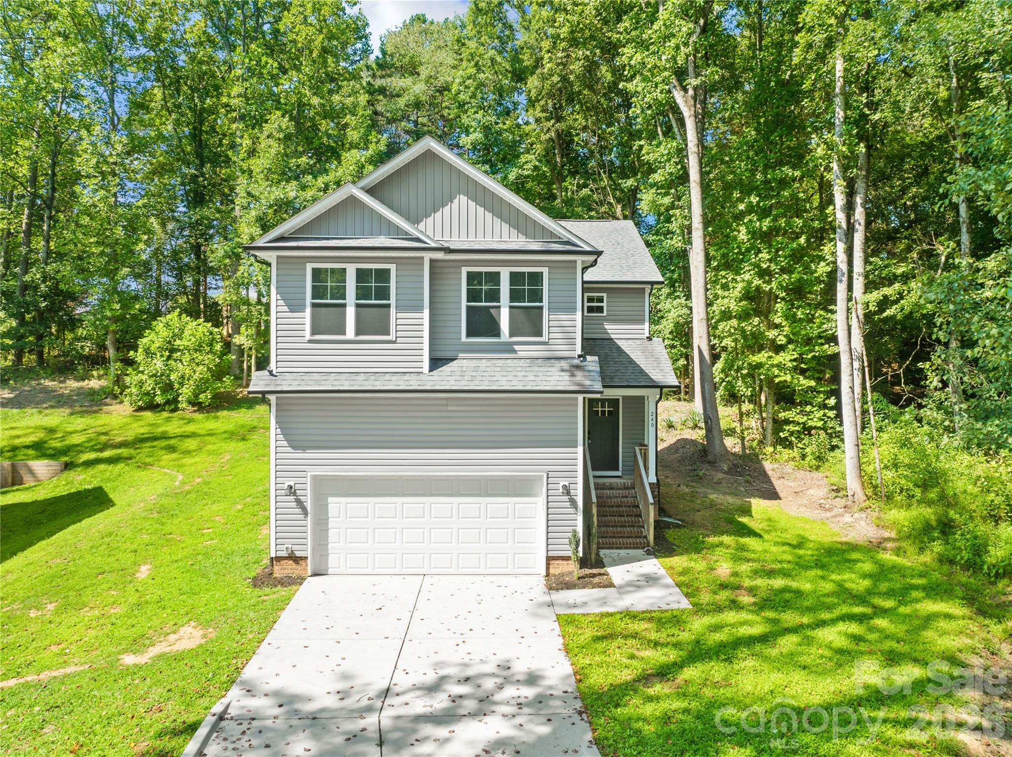 240 Valleybrook Lane — photo