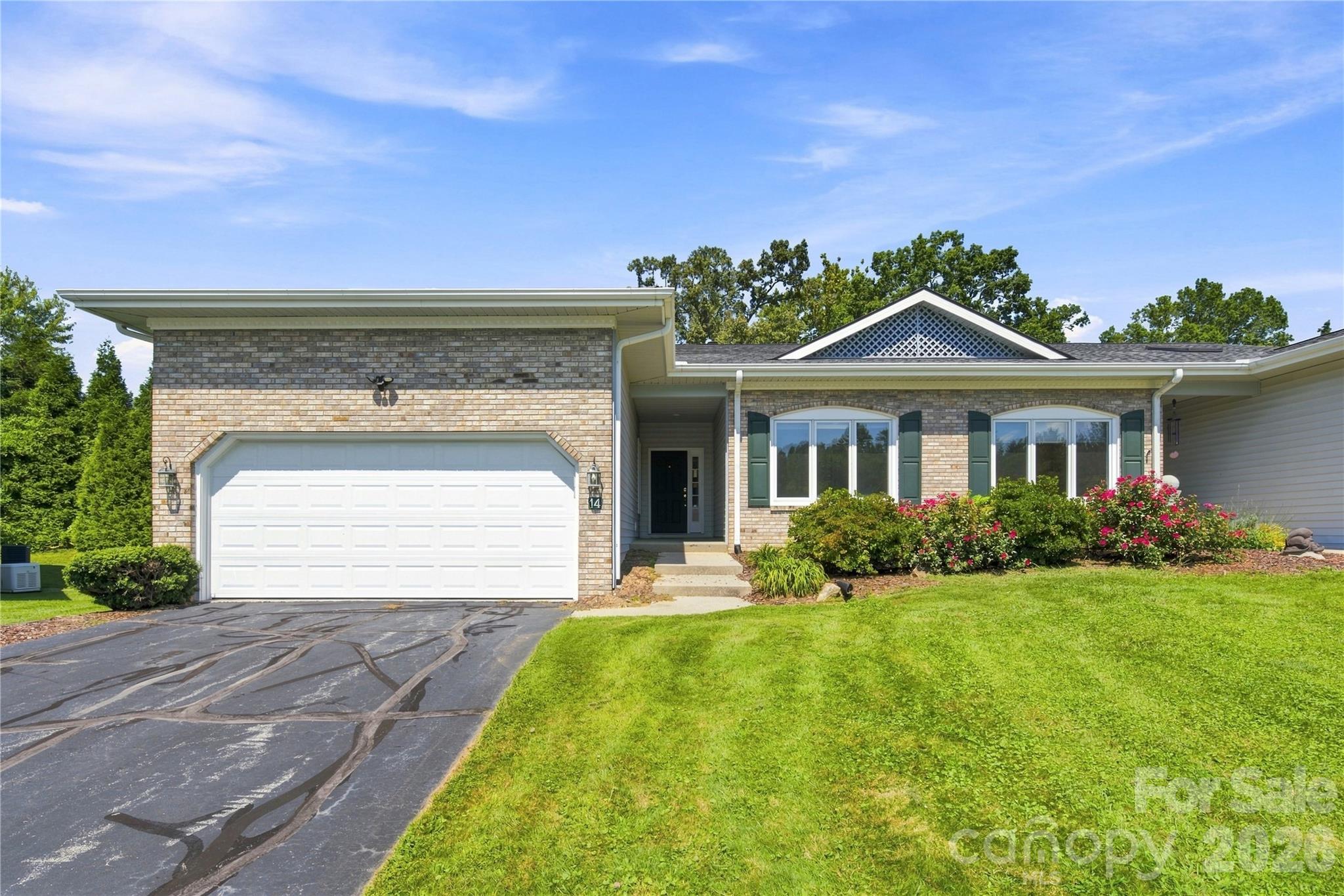 14 Country Meadows Lane — photo