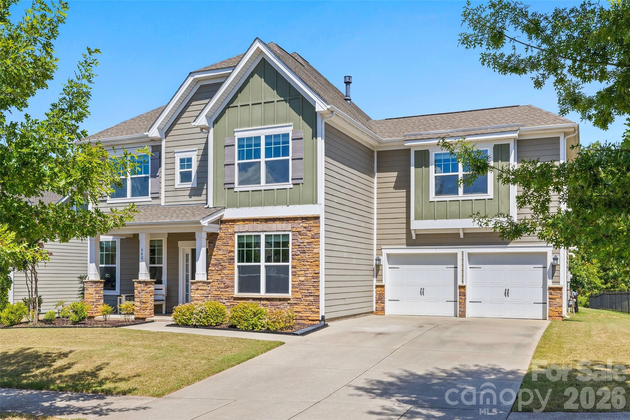 640 Maple Hill Drive — photo