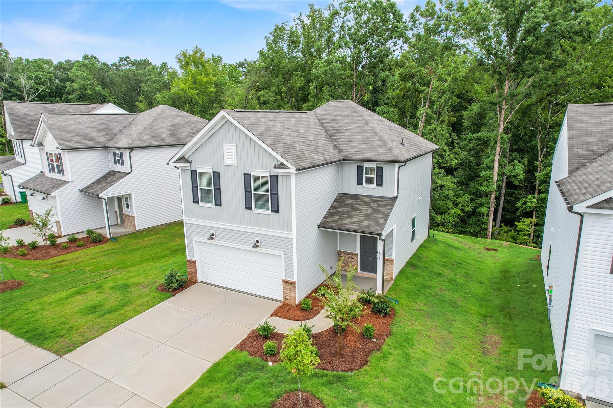 14125 Braidenwood Lane — photo