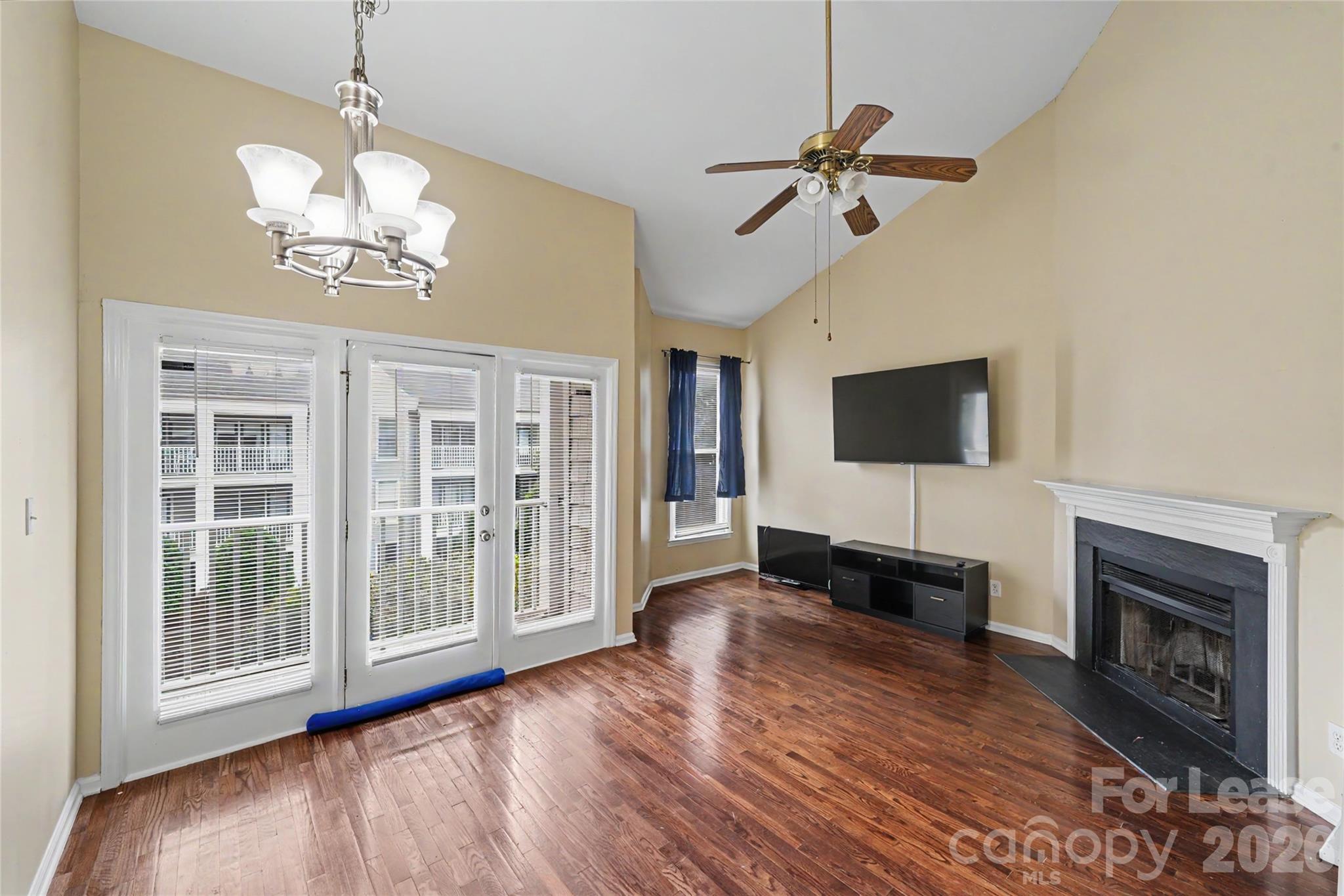 244 S Cedar Street 5 — photo