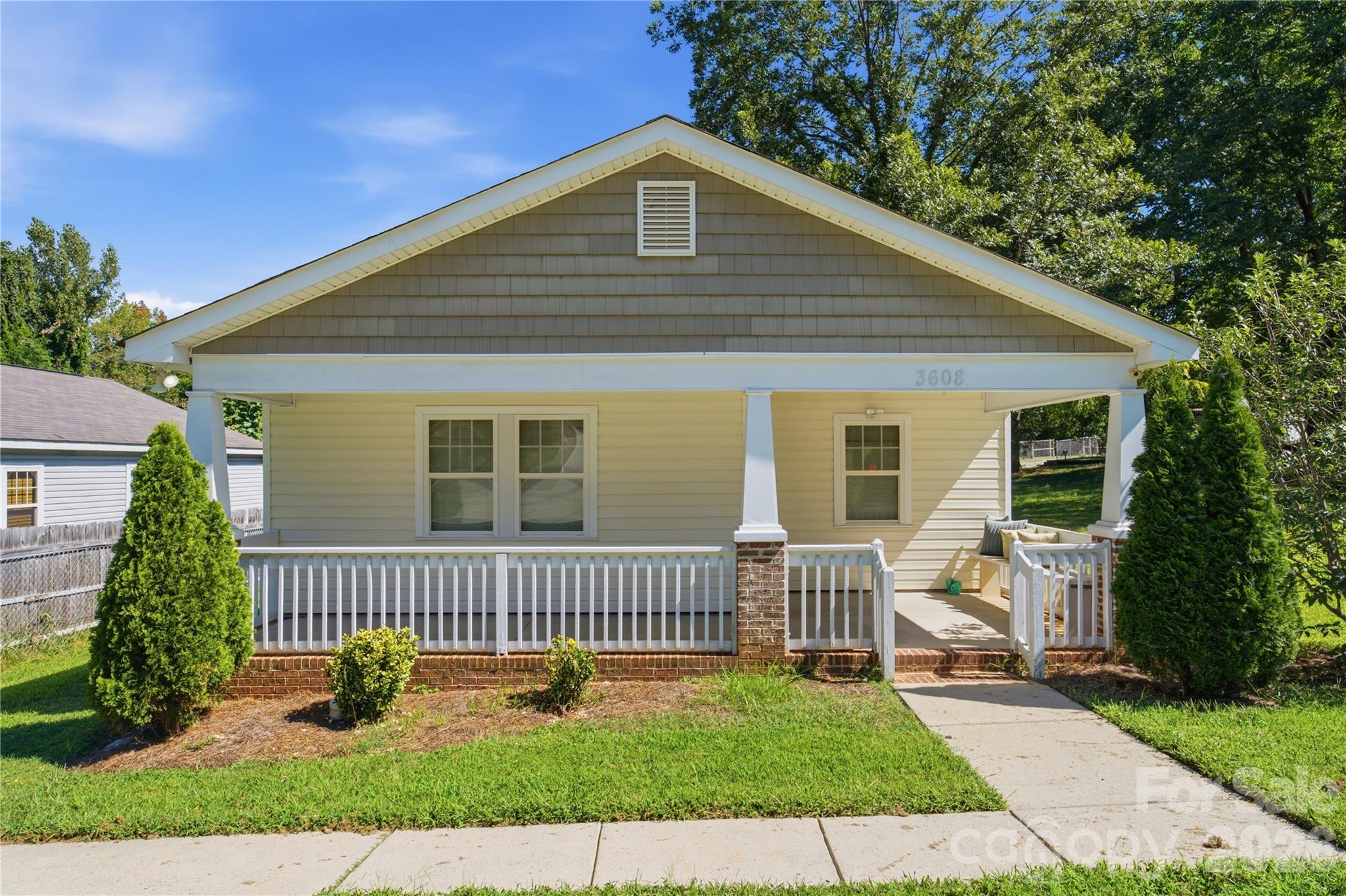 3608 Corbett Street — photo