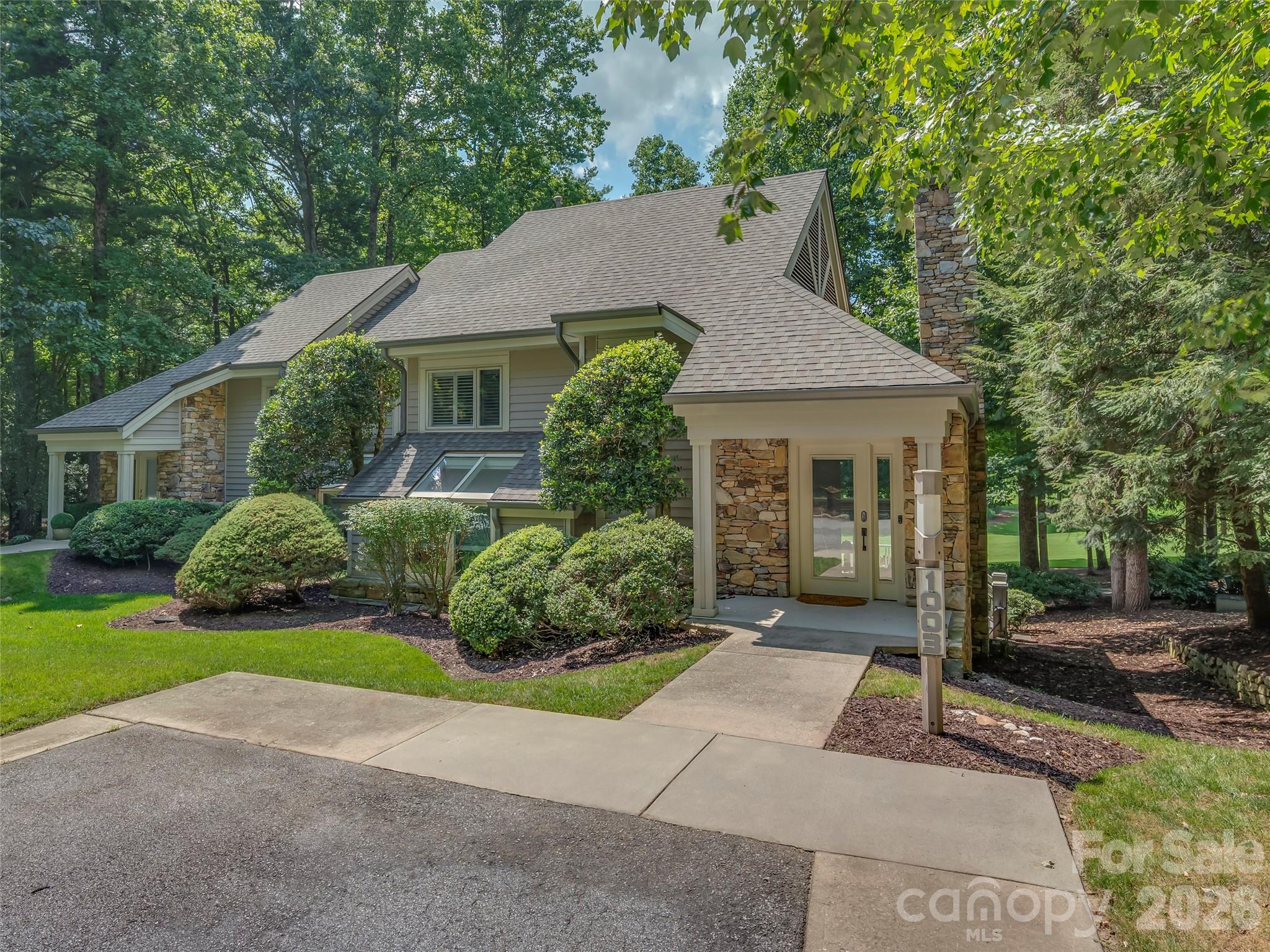 1003 Indian Cave Road — photo