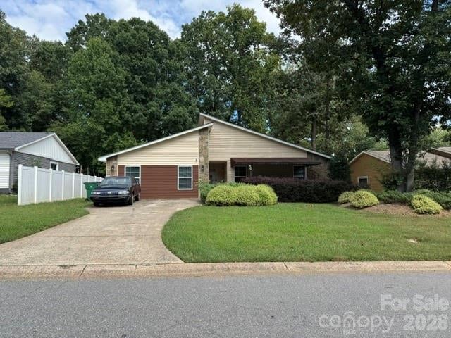 7626 Eastbourne Road — photo