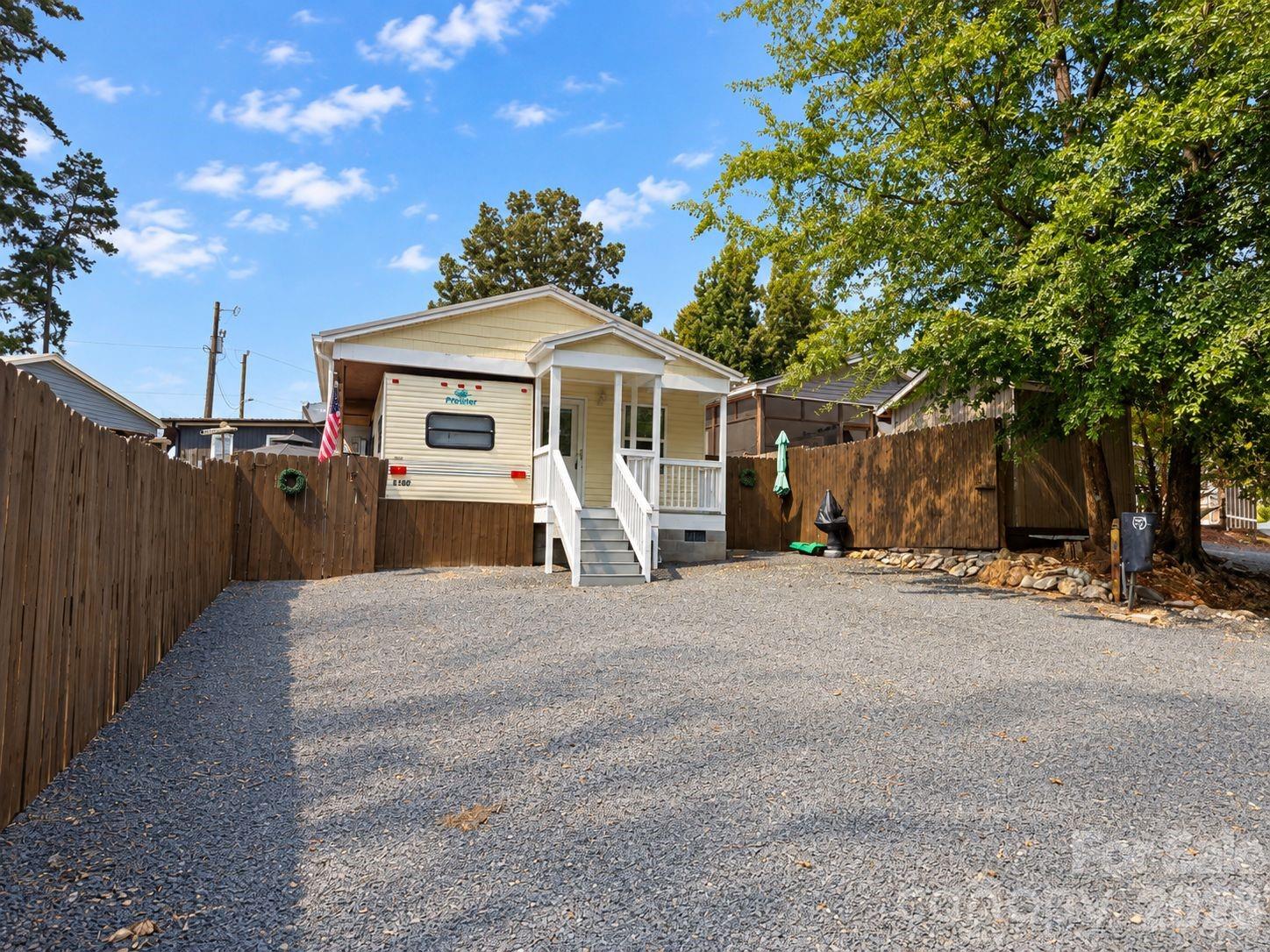 309 Lake Tillery Trail E130 — photo