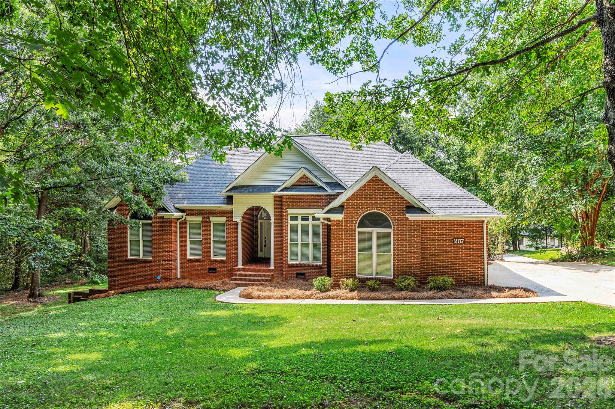 207 Hollow Road — photo
