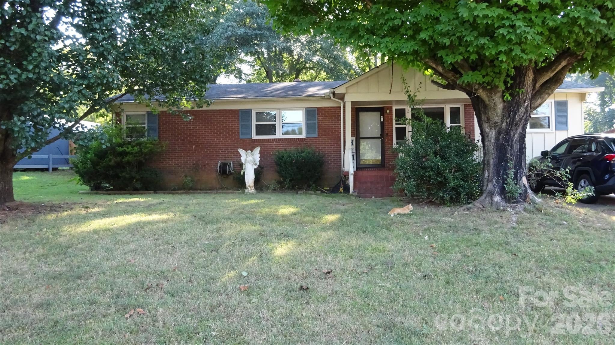 801 Tryon Street — photo