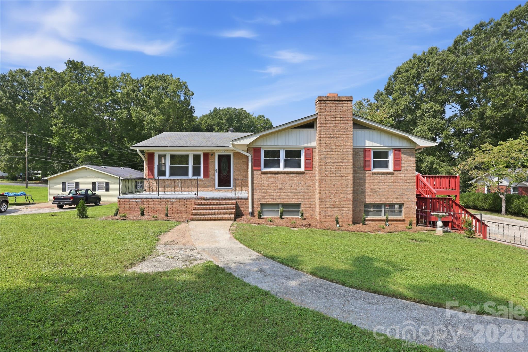1014 Hoke Street — photo