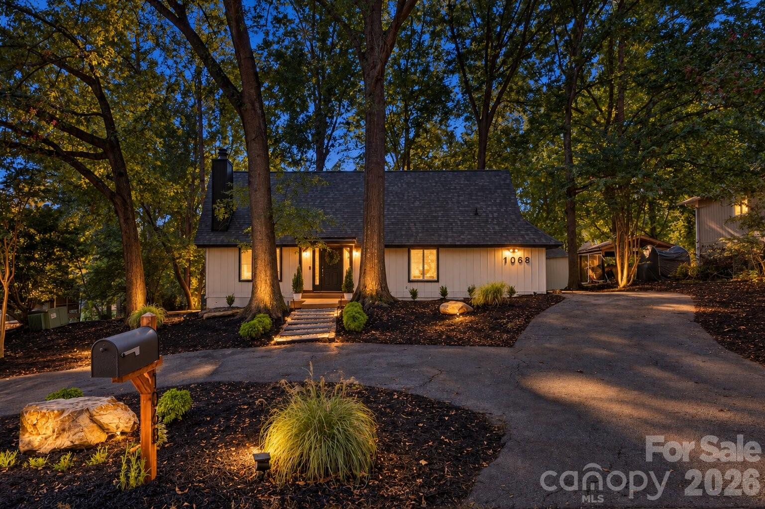 1068 Gauguin Lane — photo