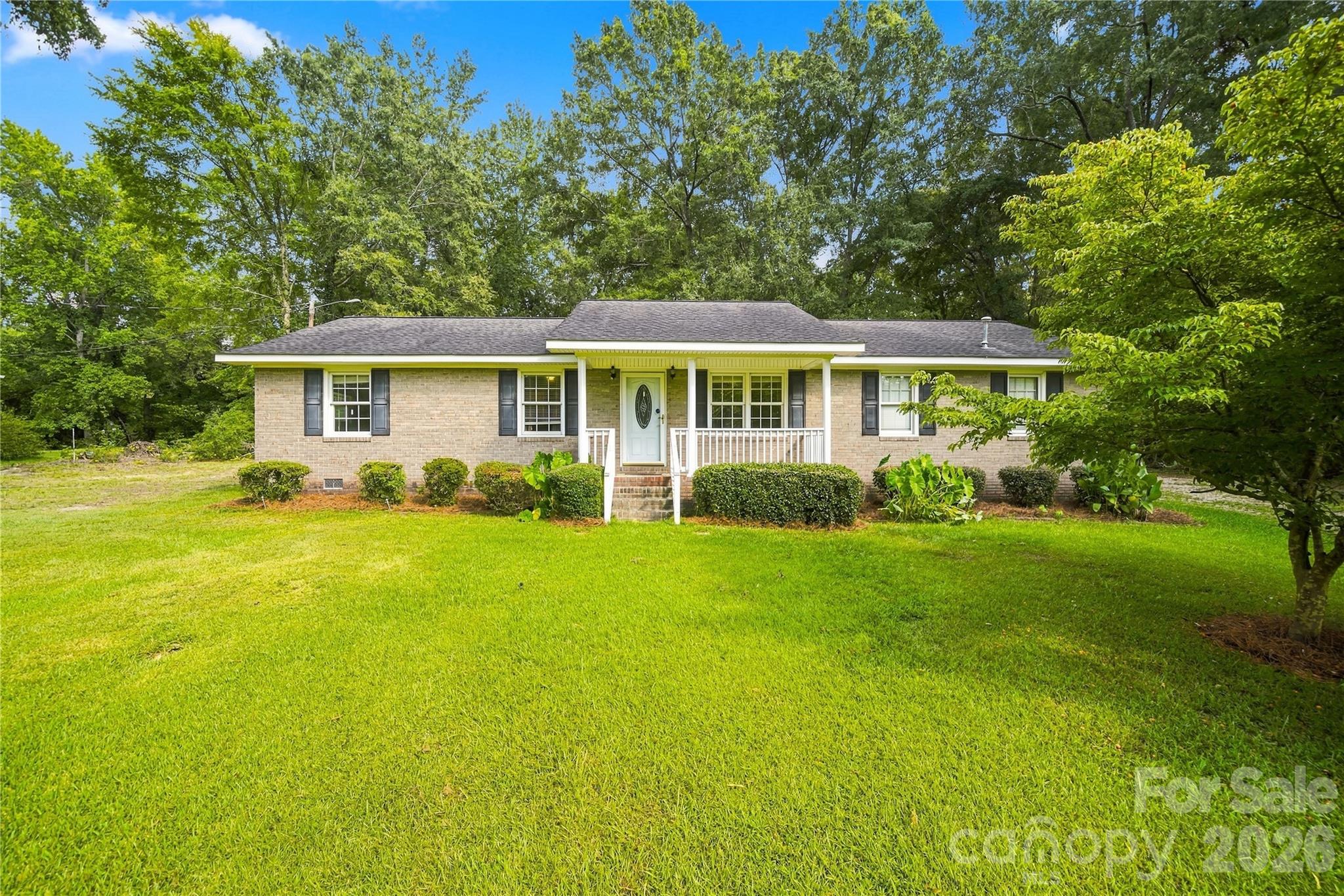 556 Oakhaven Drive — photo