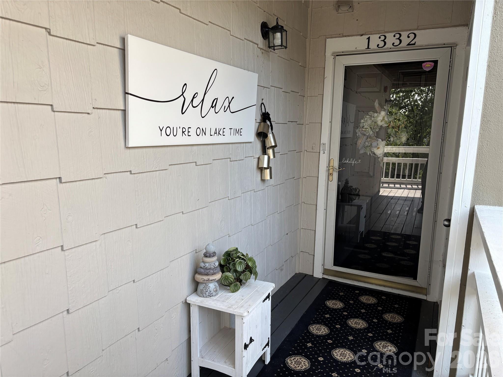 1332 Torrence Circle — photo