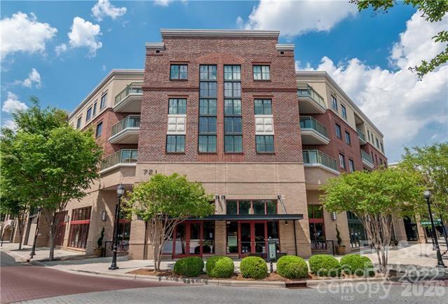 721 Governor Morrison Street — photo