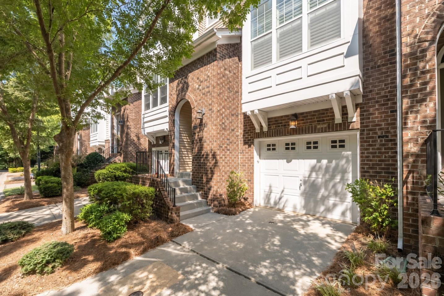 11194 Bridgewater Drive — photo