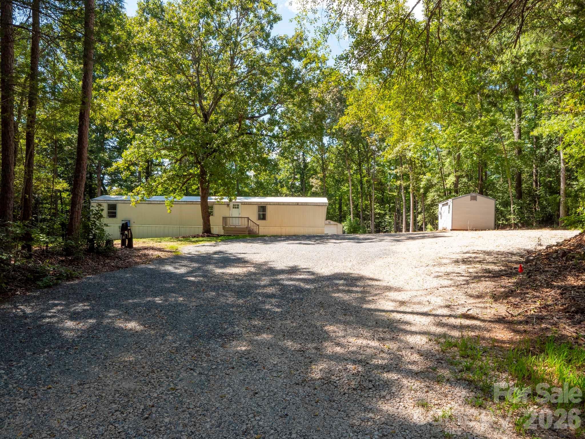 6303 Griffin Road — photo