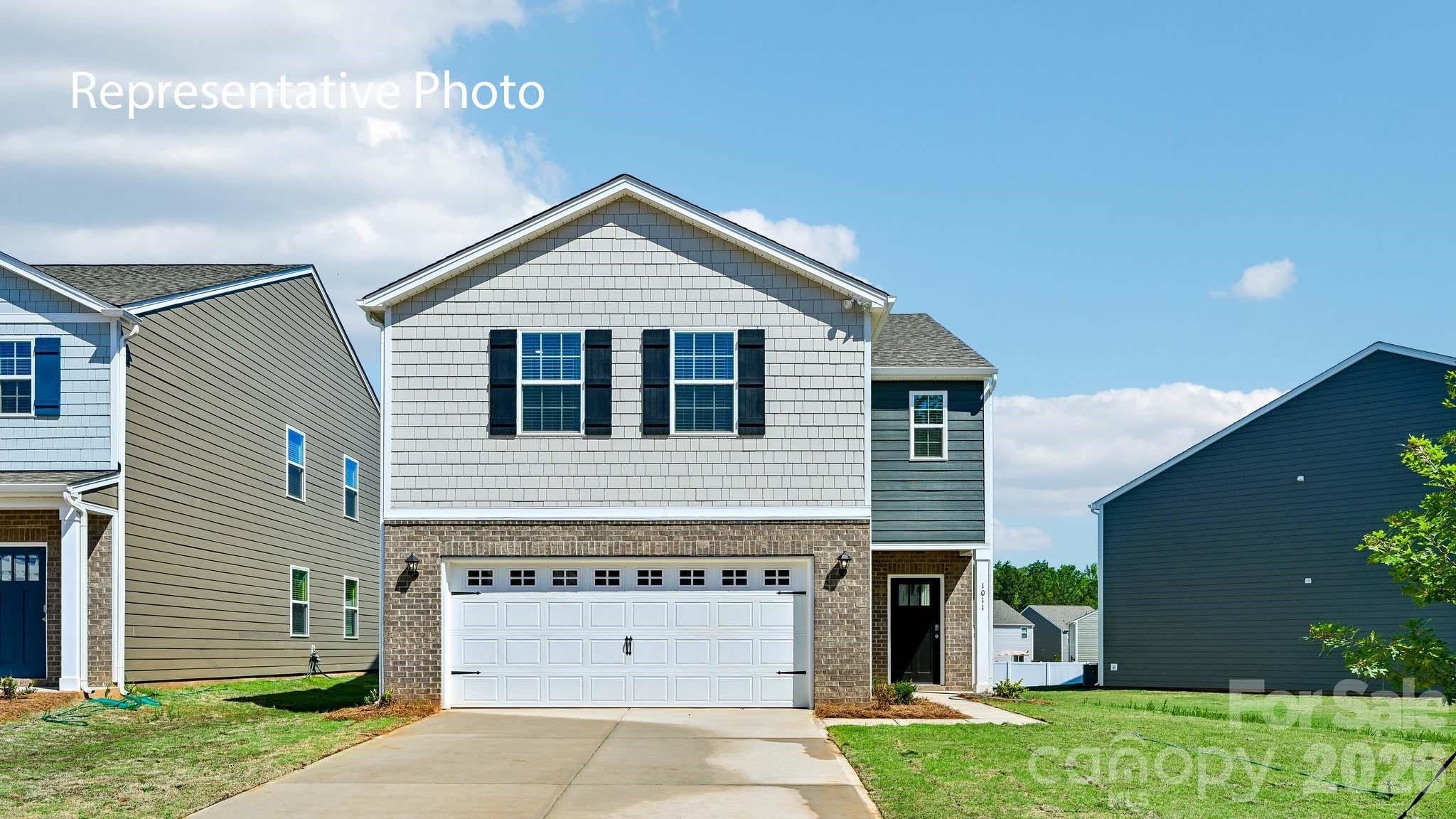 2109 Moorside Court — photo