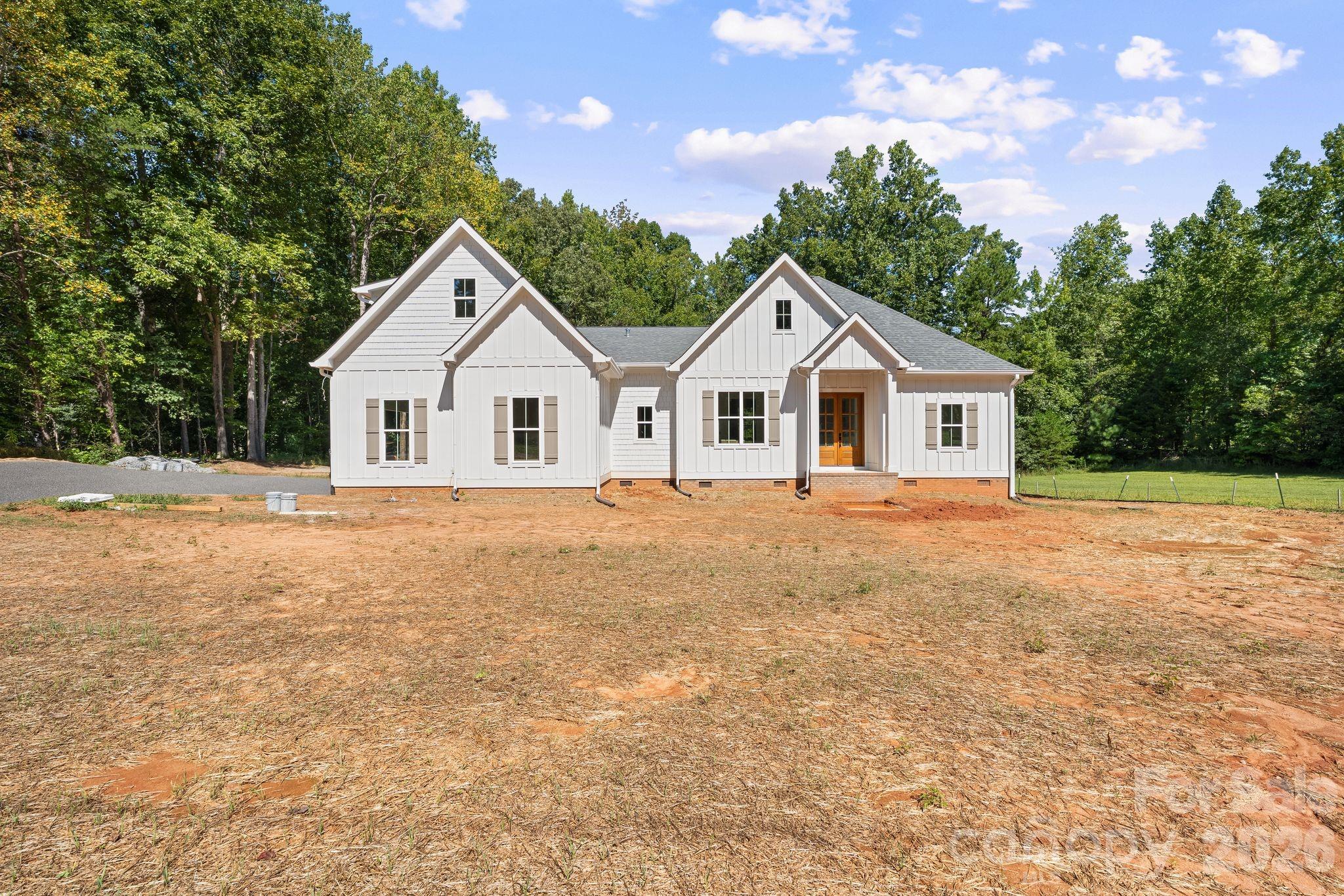 6395 Wingate Hill Road — photo