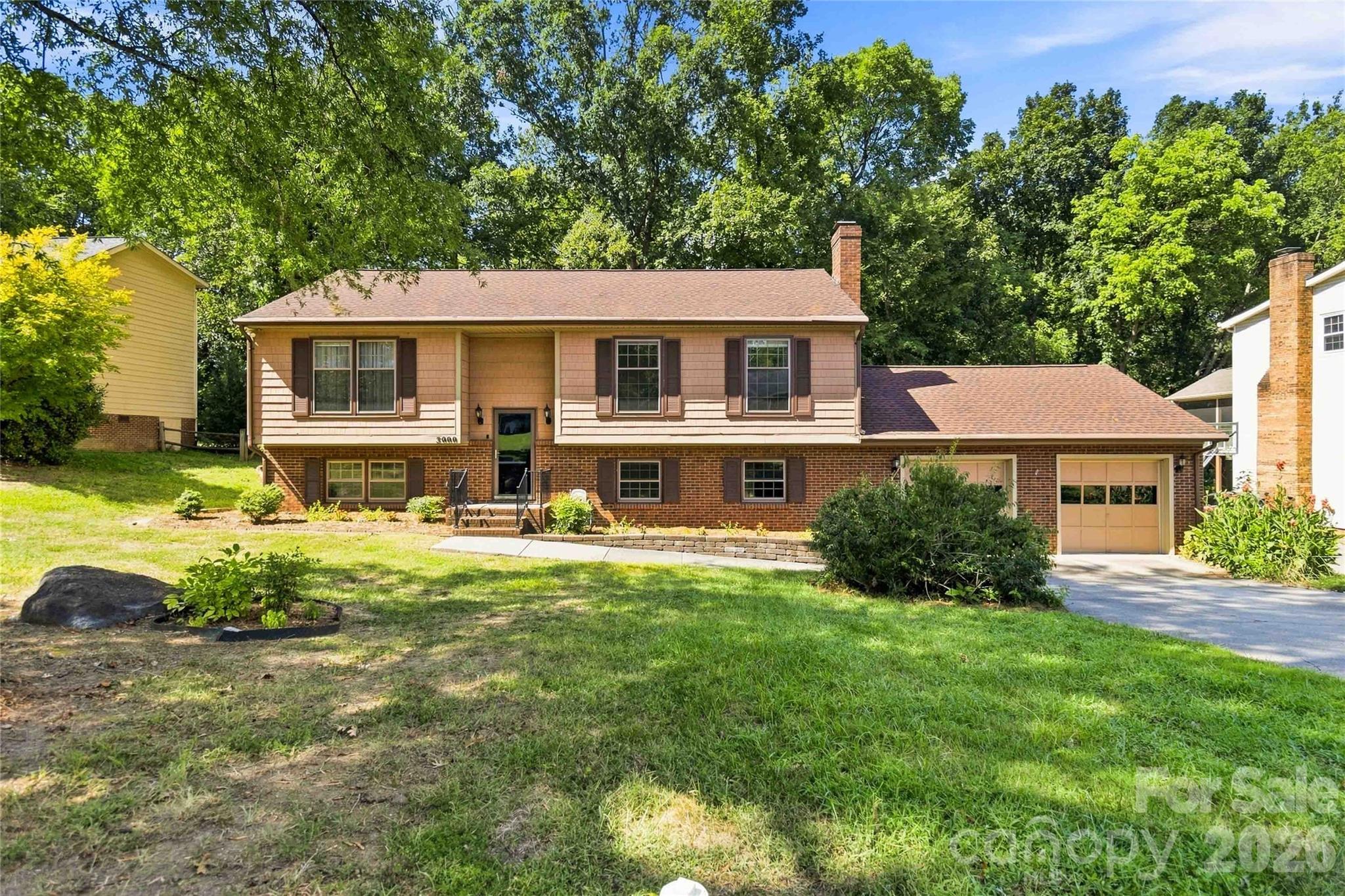 5000 Cedar Forest Drive — photo