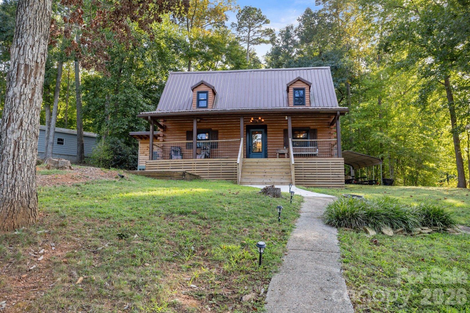 219 Highland Drive — photo
