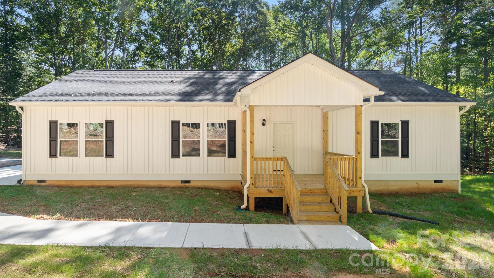 2820 Rock Chimney Circle — photo