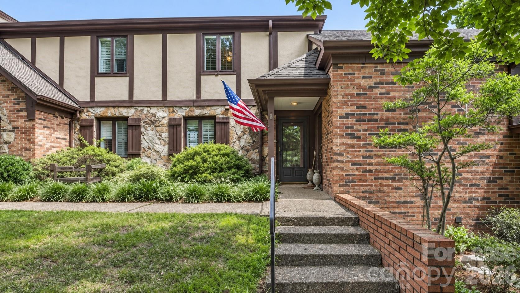 7014 Quail Hill Road — photo