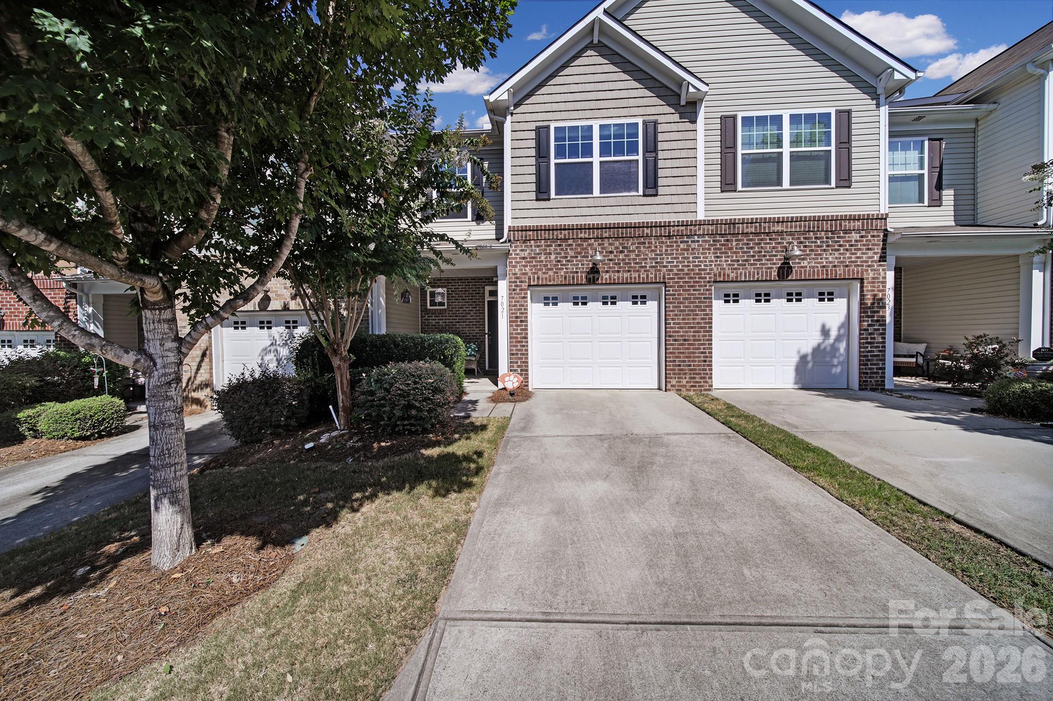7021 Woodsbay Lane — photo