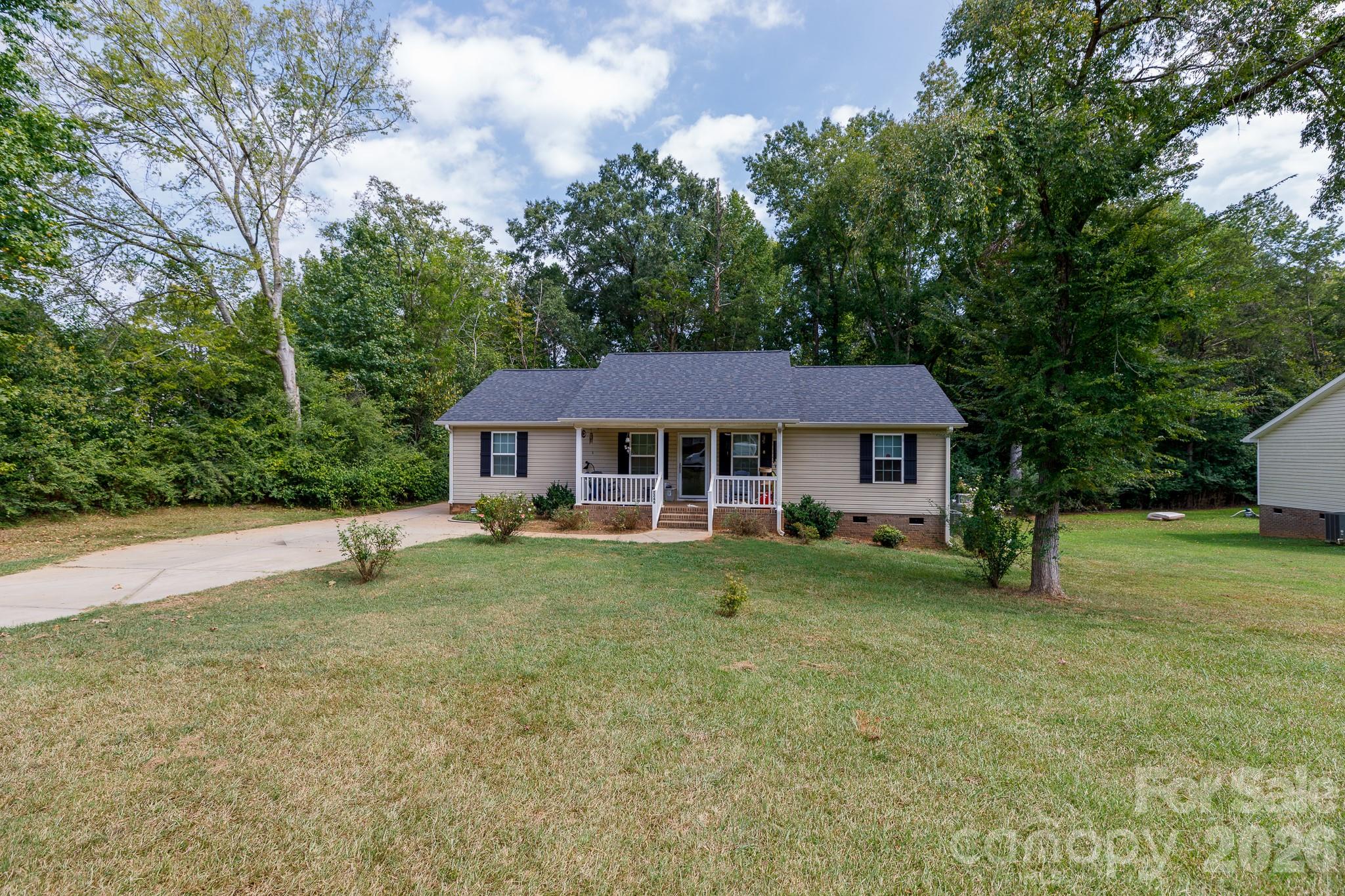 2246 Pacer Drive — photo