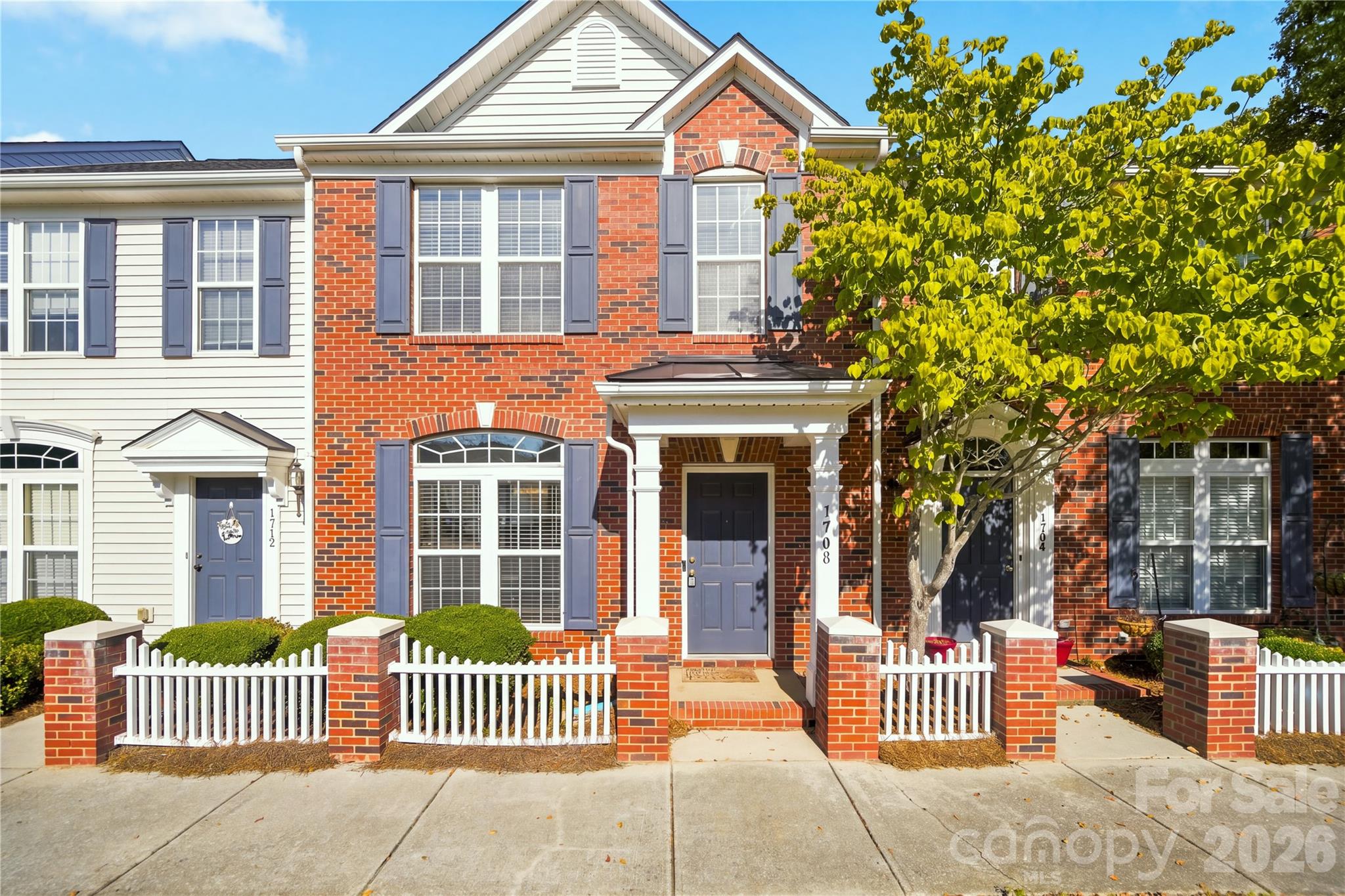 1708 Chamberside Drive — photo