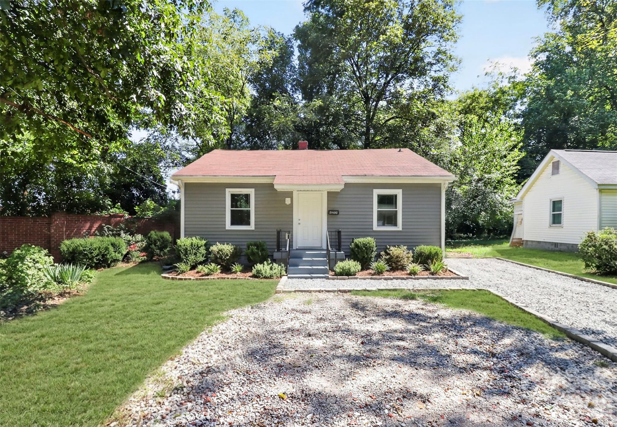 2304 Kennesaw Drive — photo