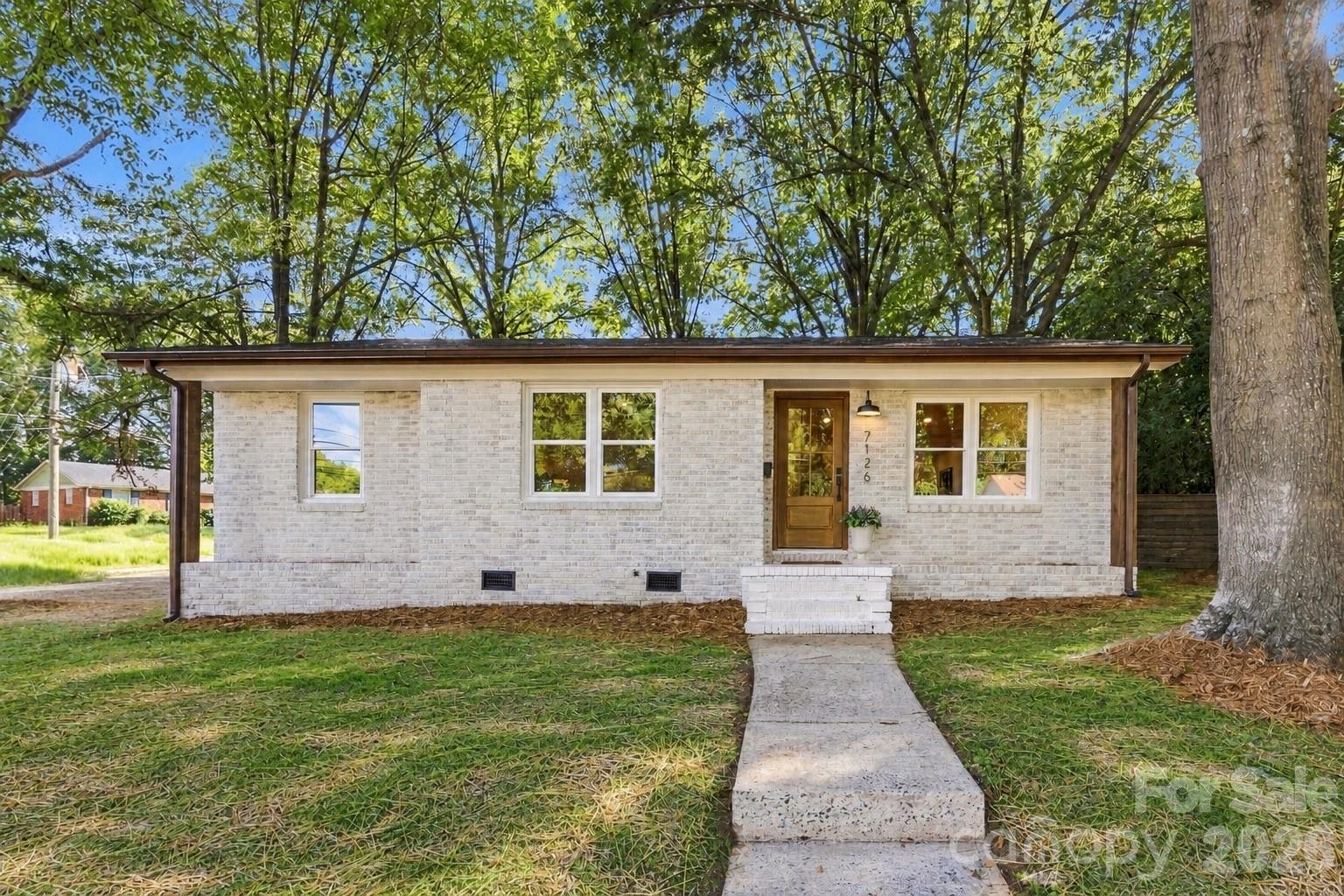 7126 Woodstream Drive — photo