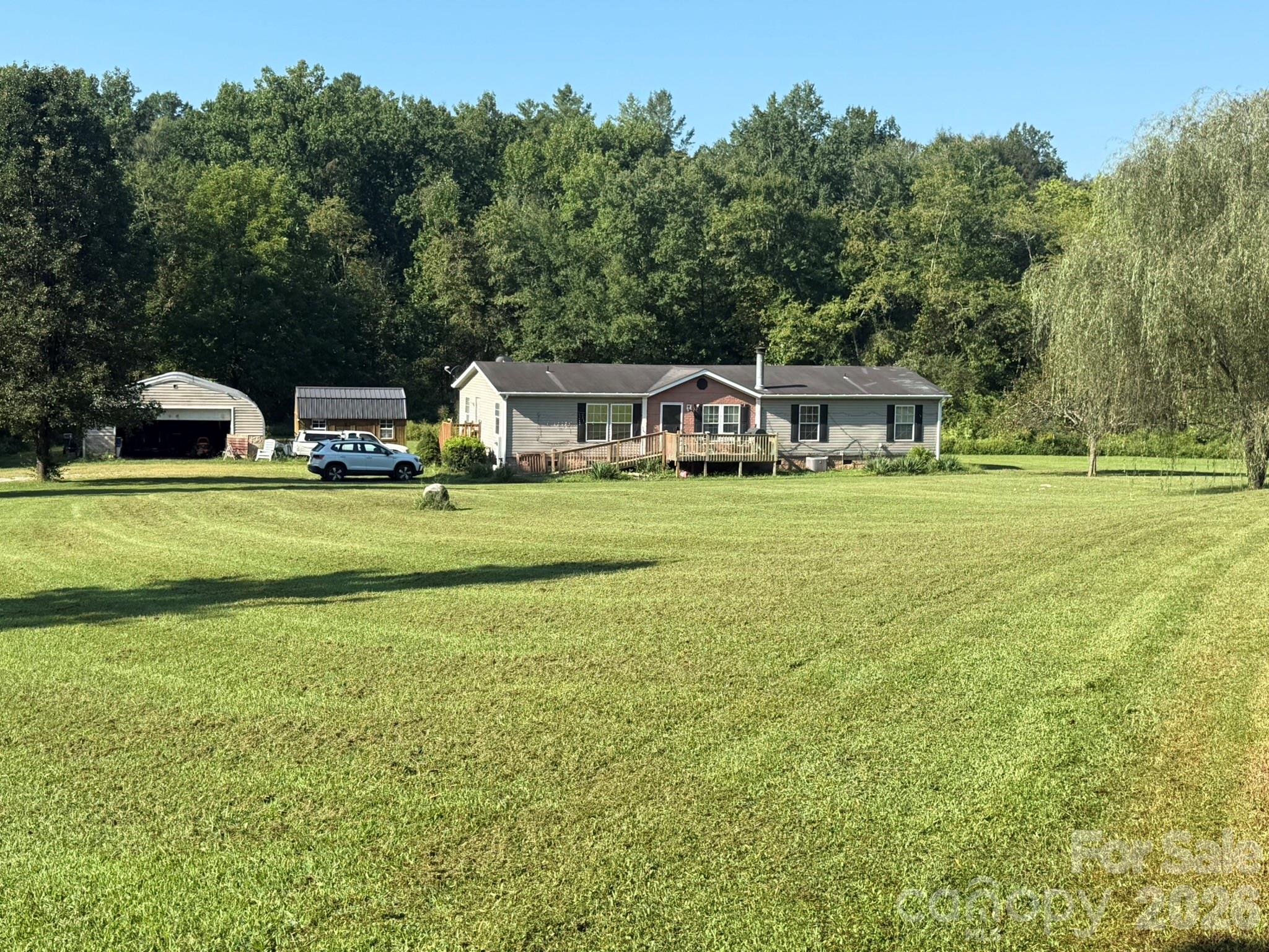 907 Epley Drive — photo