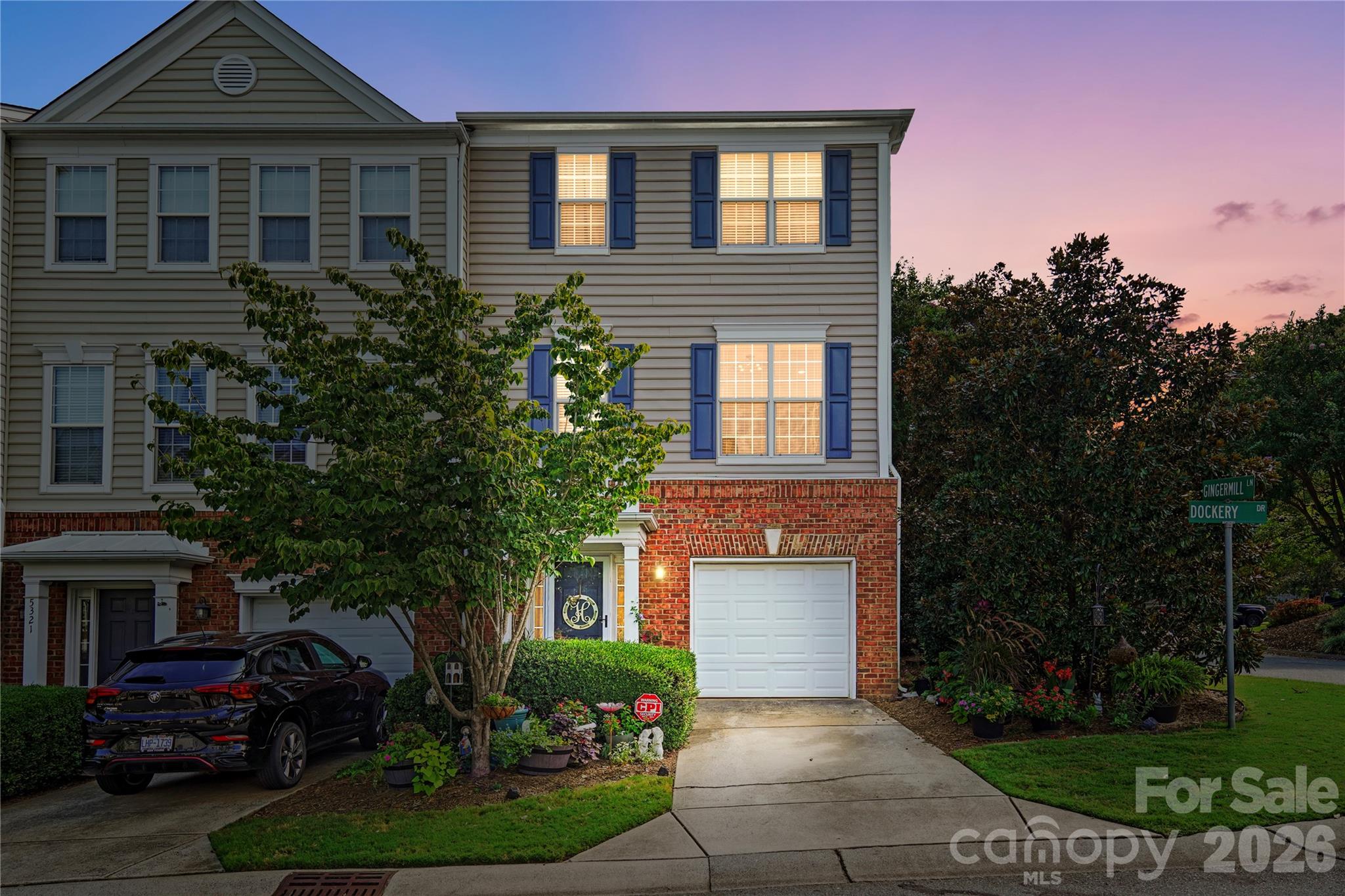 5325 Dockery Drive — photo