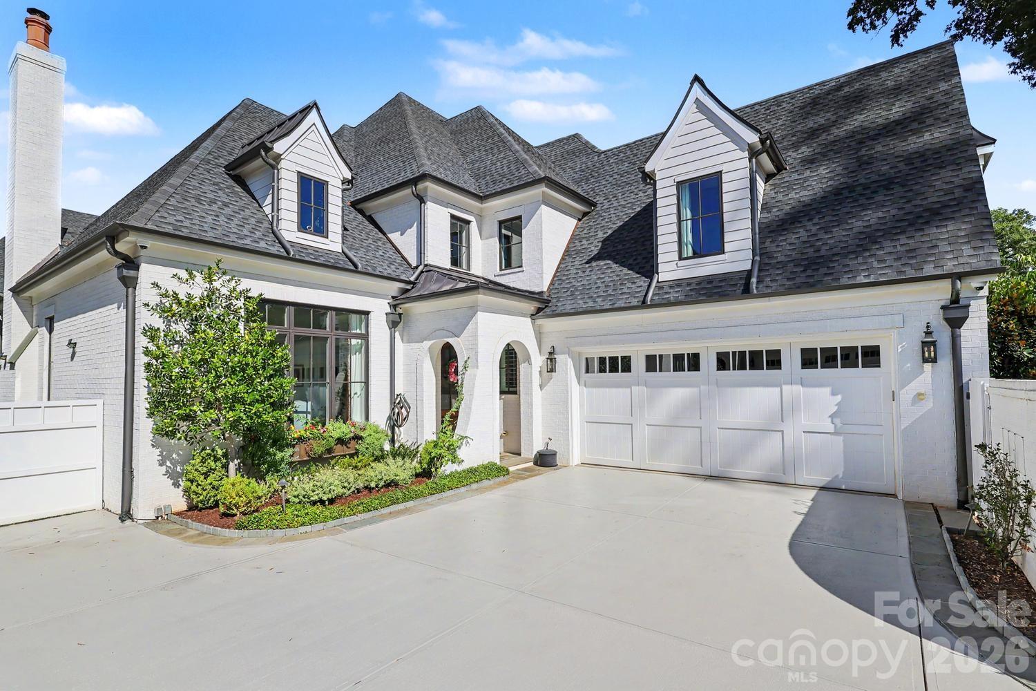 1318 S Kings Drive — photo