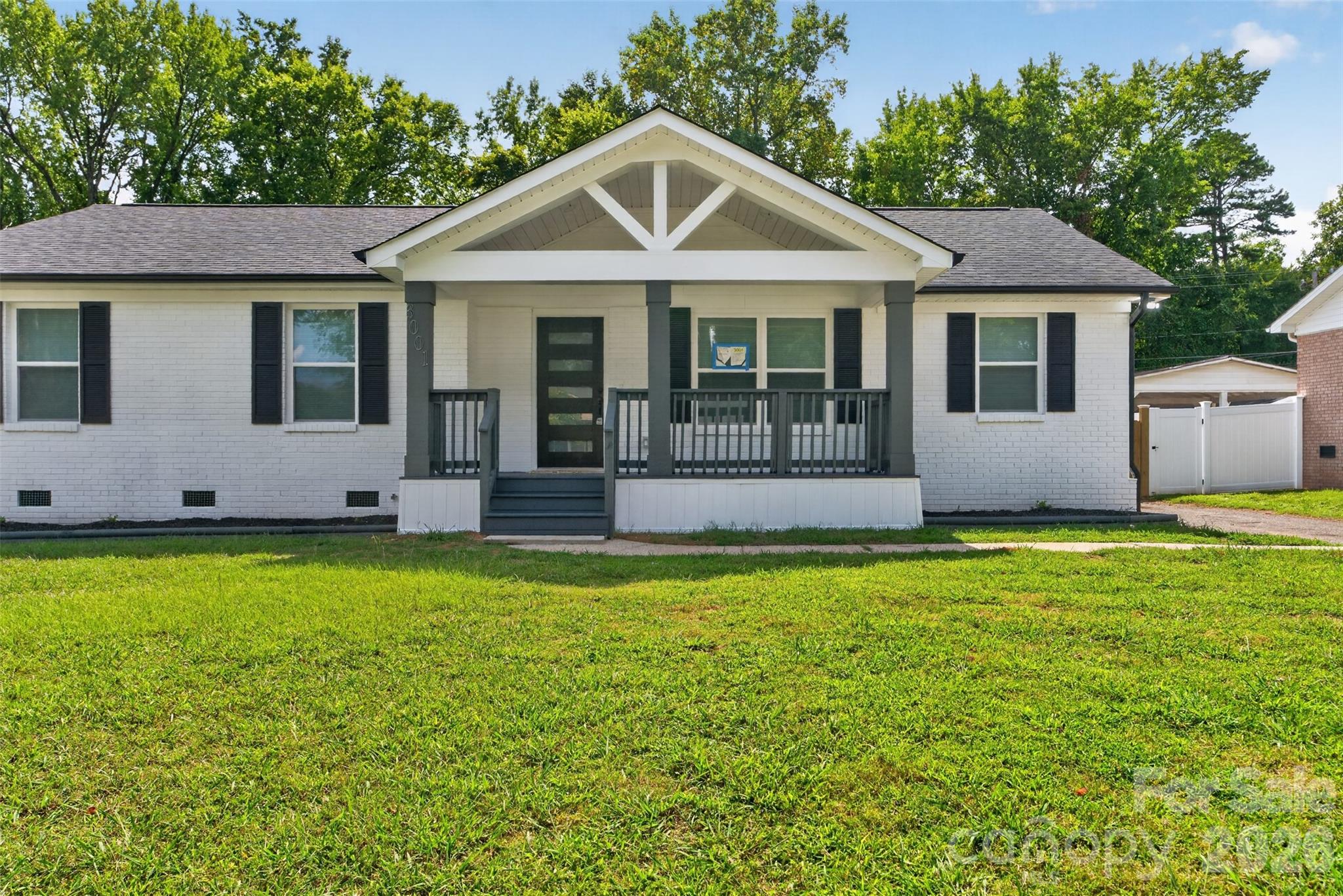 3001 Dalecrest Drive — photo