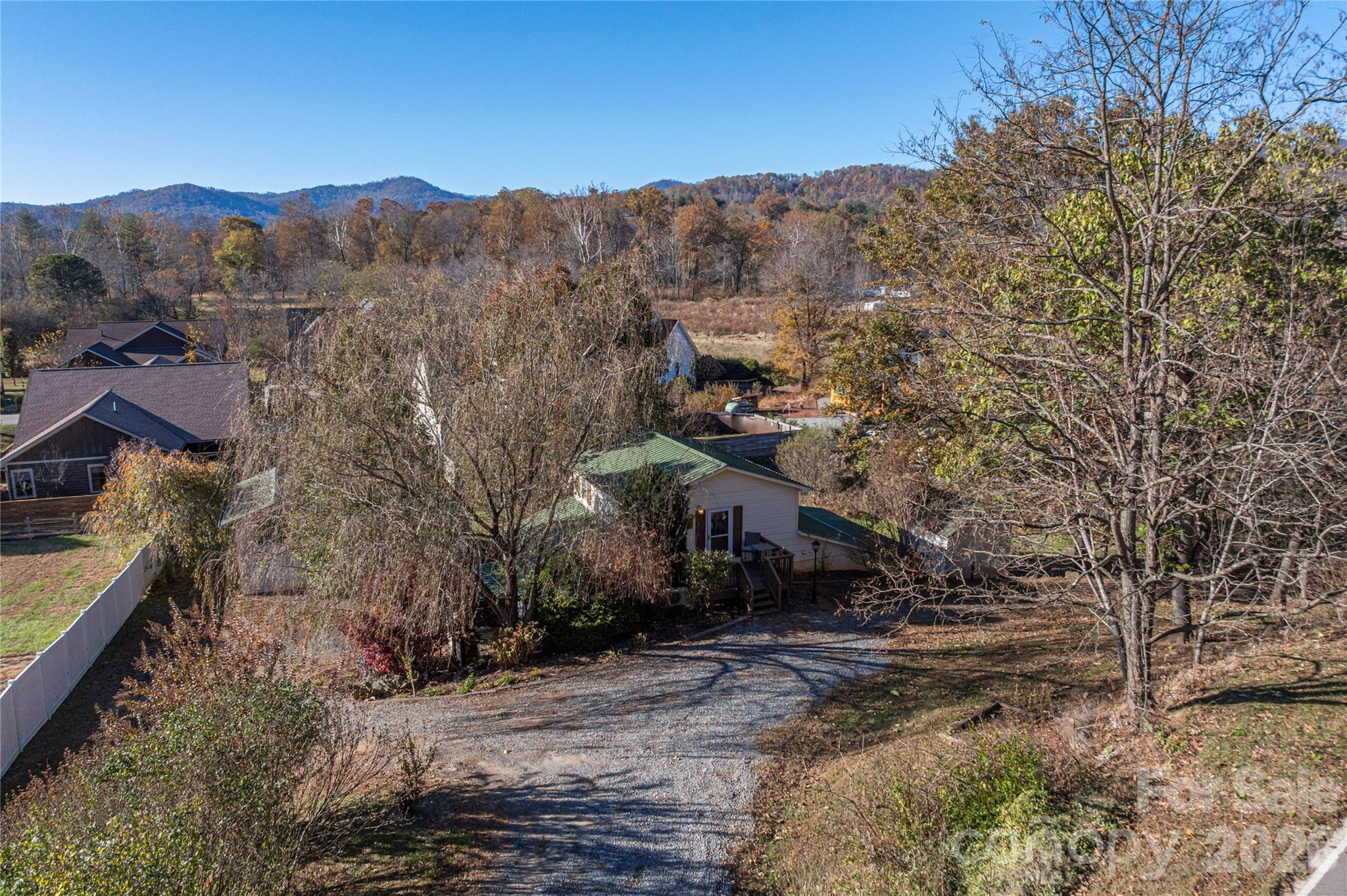 223 Davidson Road — photo