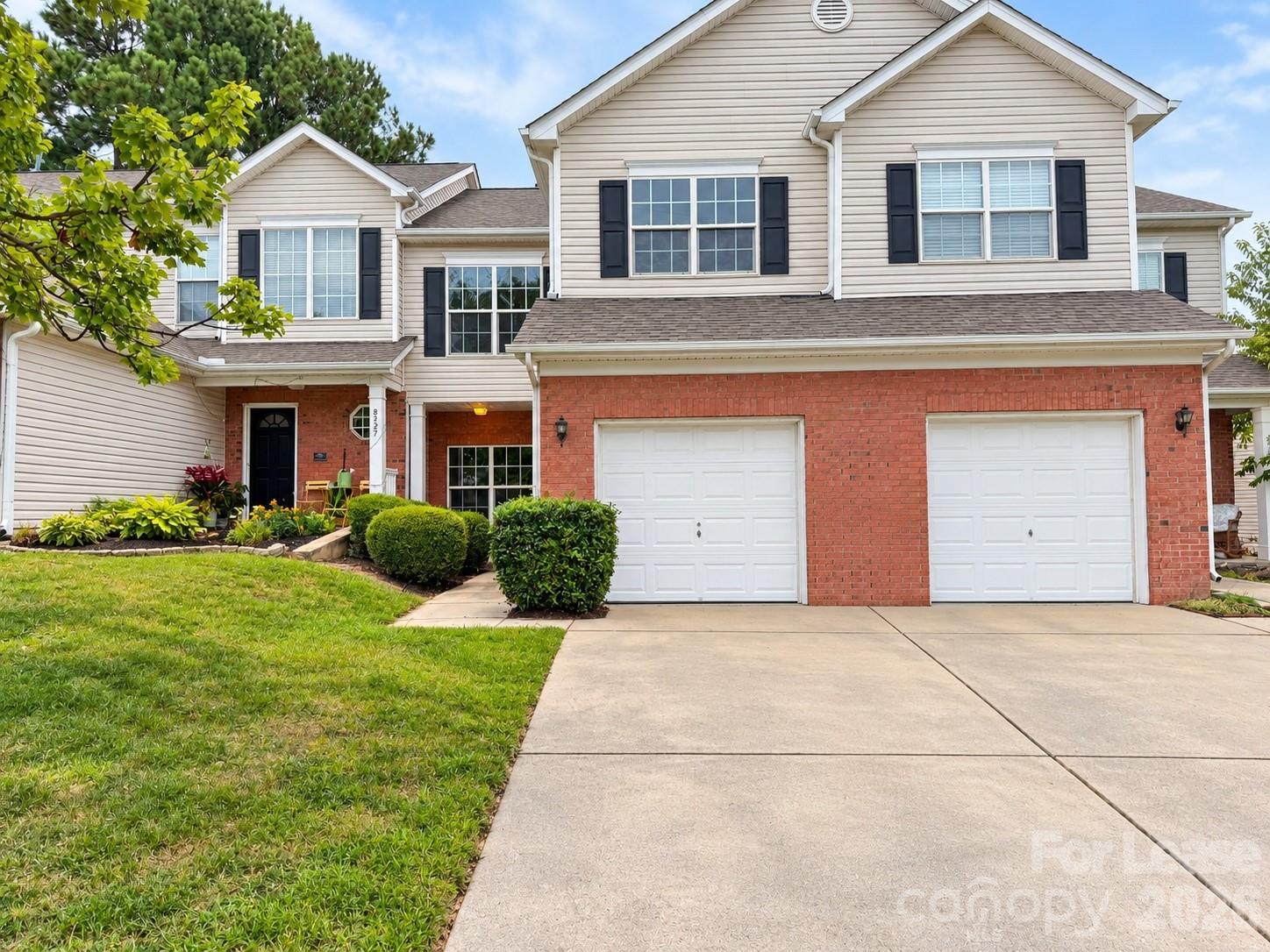 8531 Carolina Lily Lane — photo