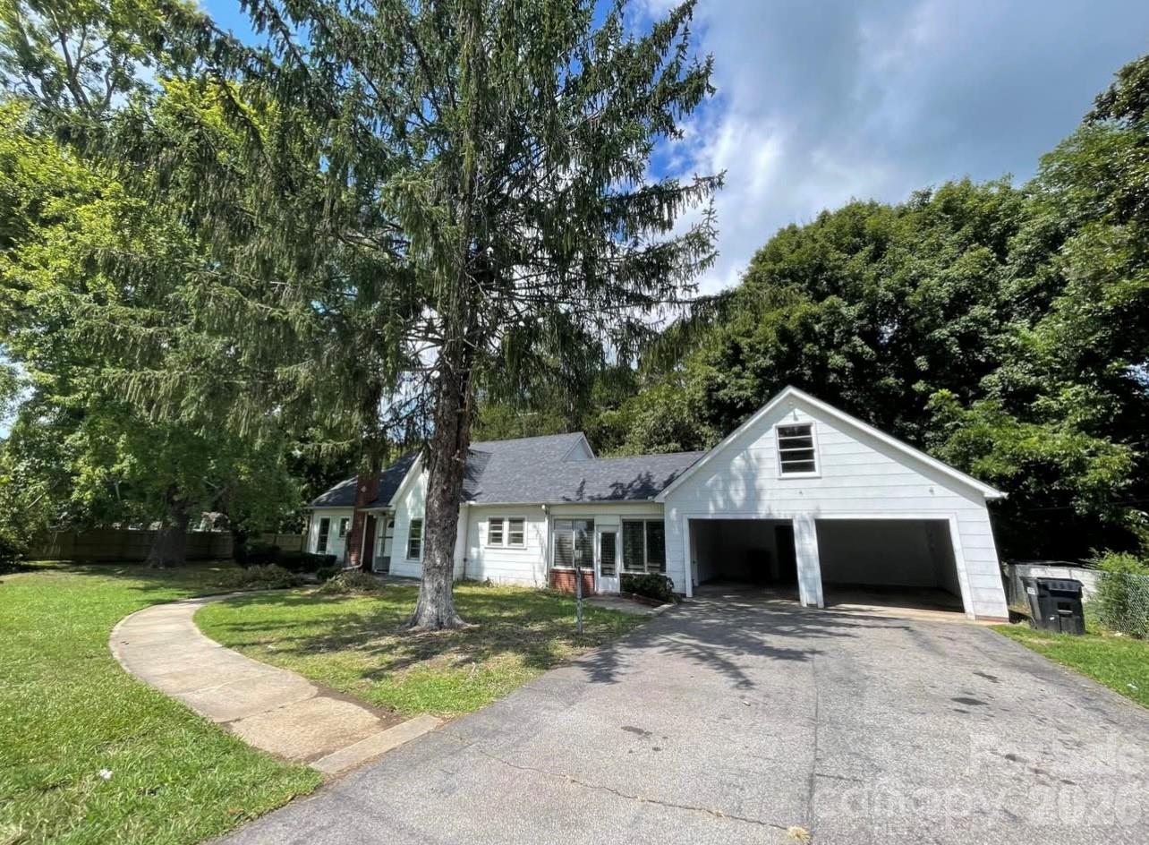 3130 Faith Road — photo