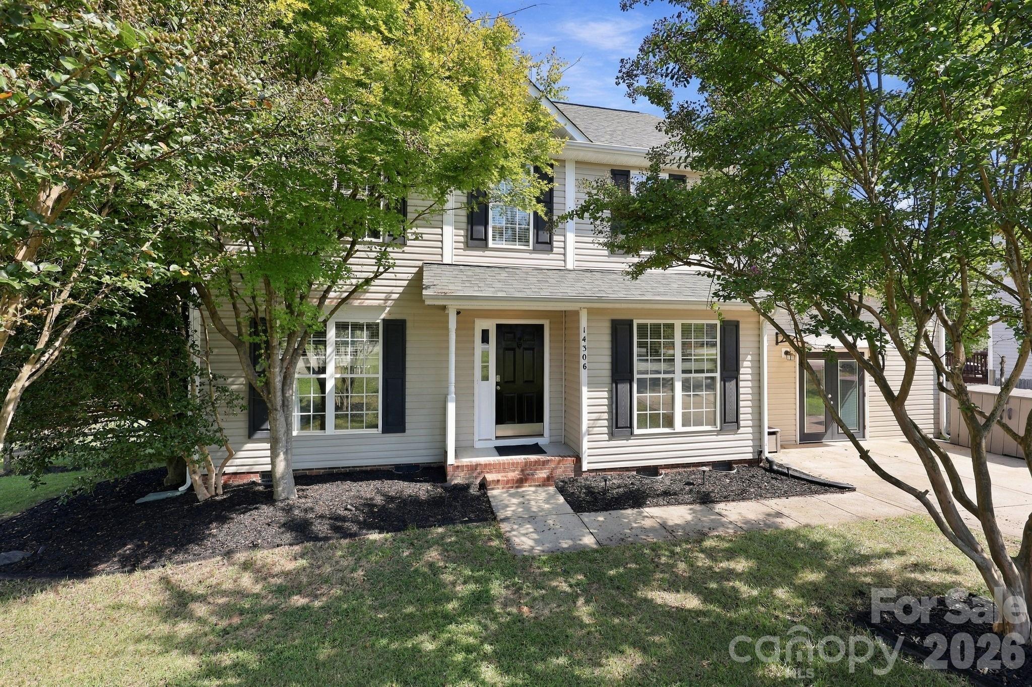 14306 Blue Grass Drive — photo