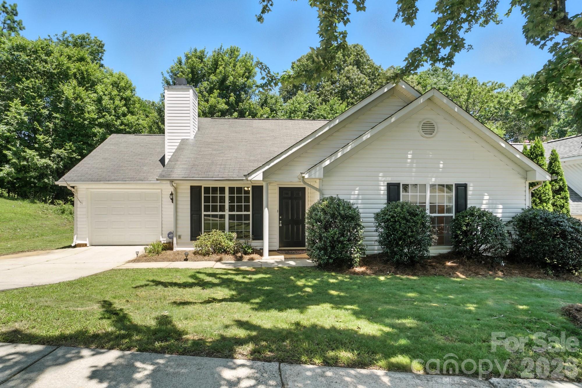 14658 Laura Michelle Road — photo