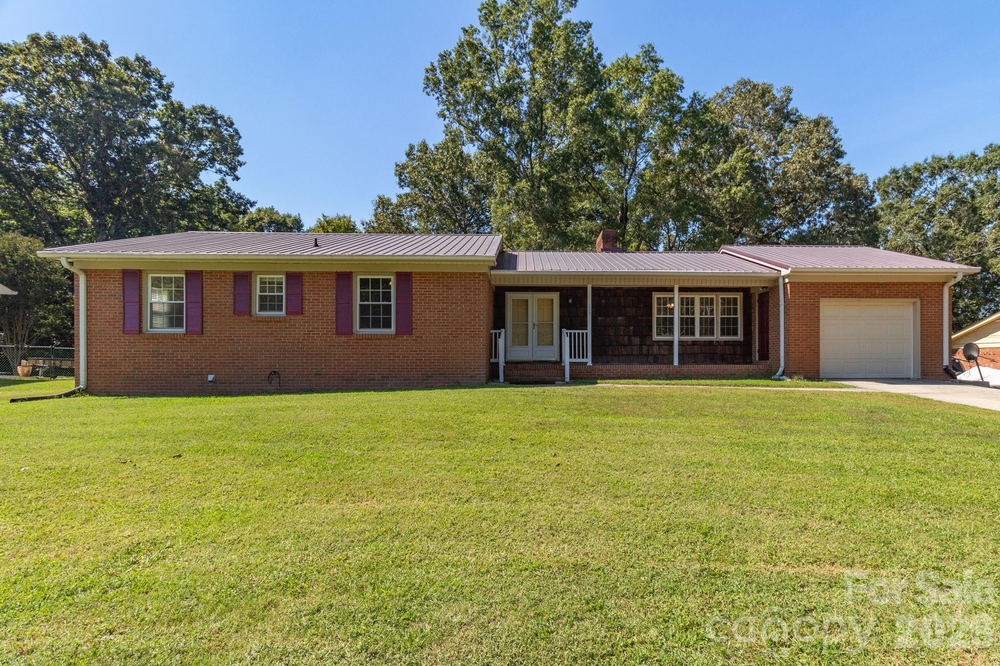 115 Monroe Drive — photo
