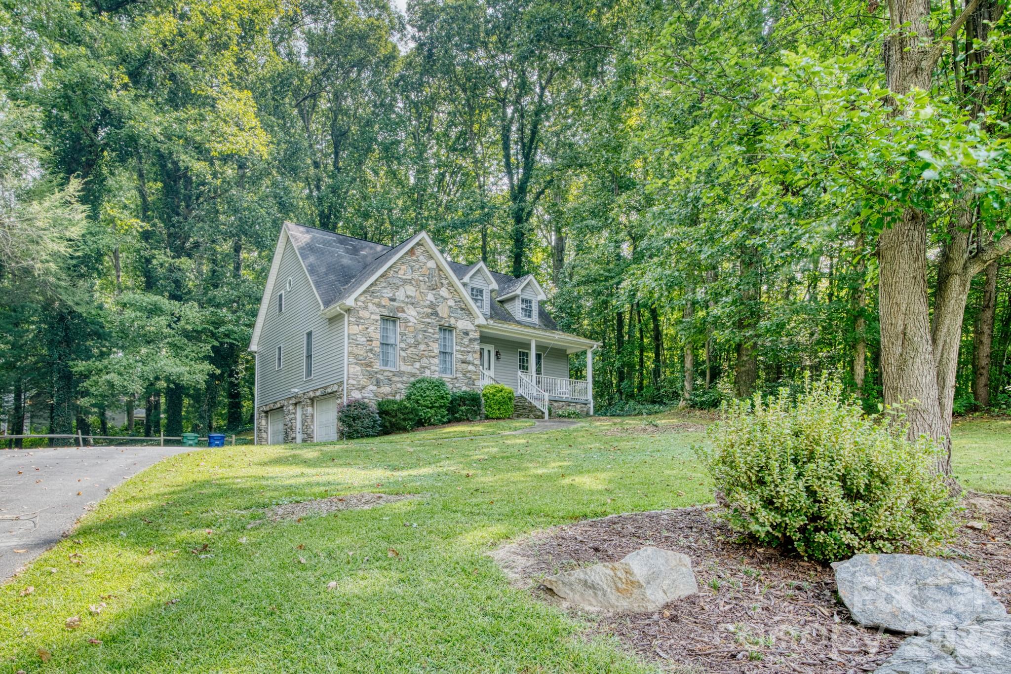 163 Canaan Drive — photo