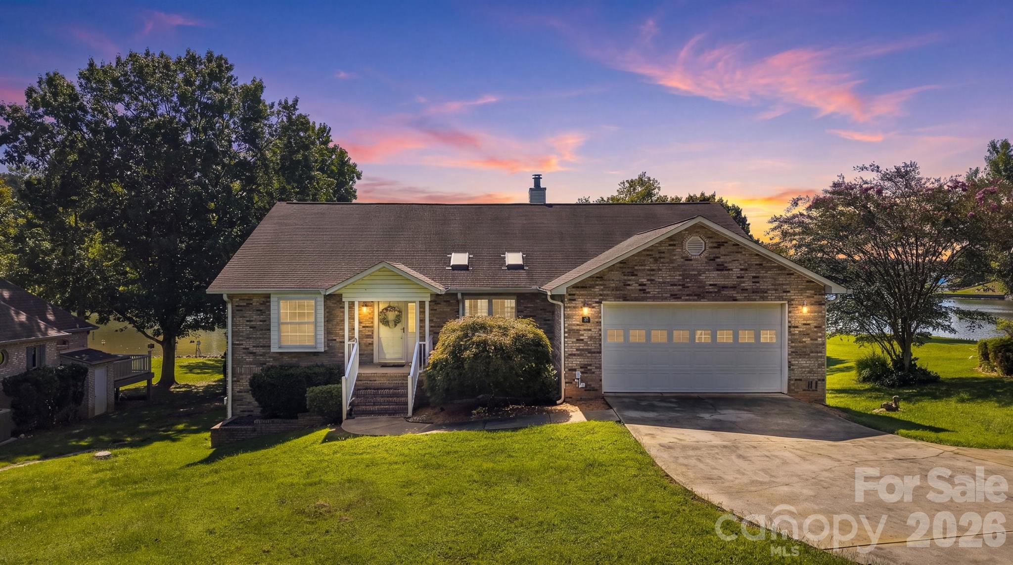 81 Emerald Point Drive — photo
