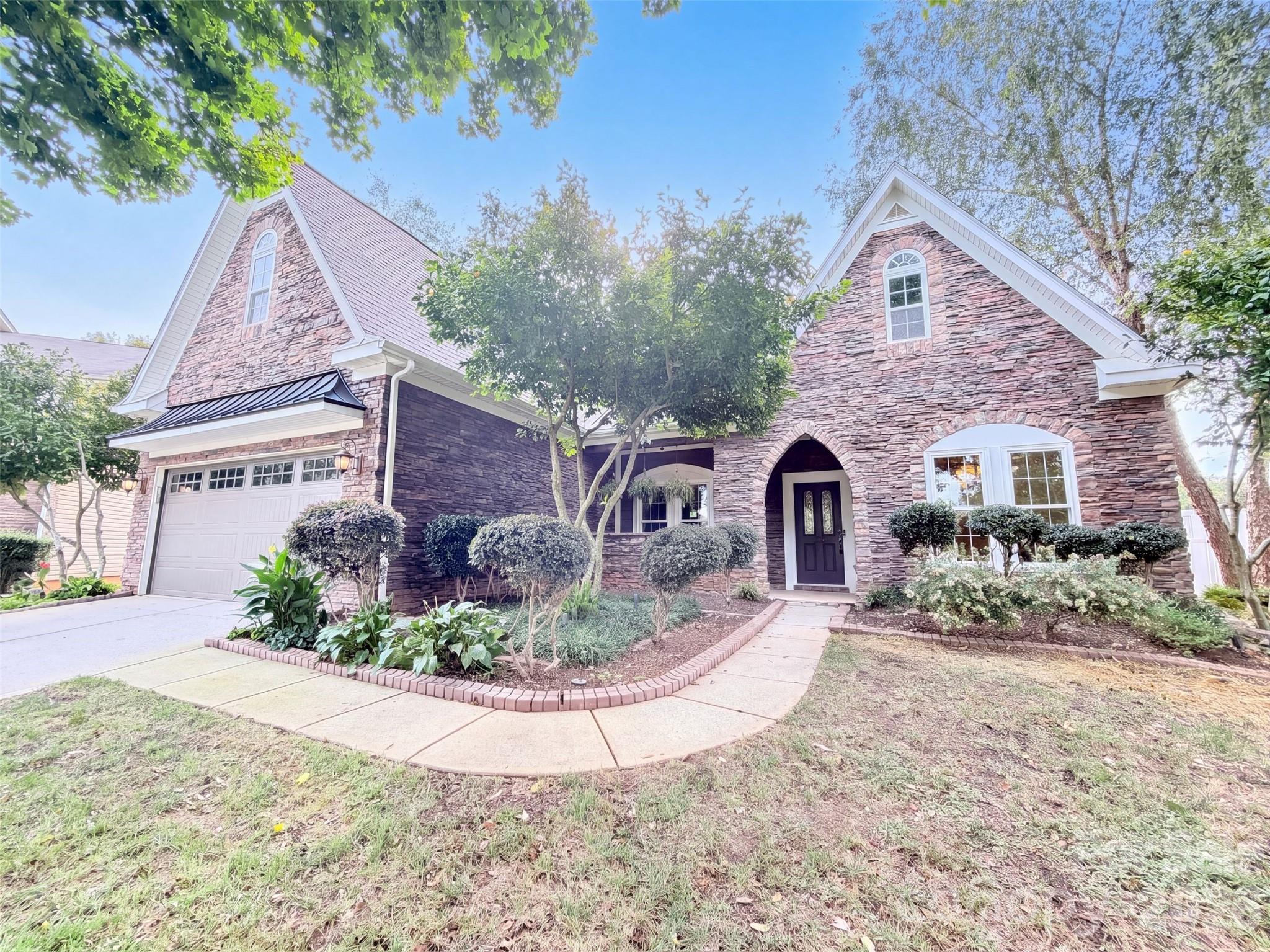 15203 Gathering Court — photo