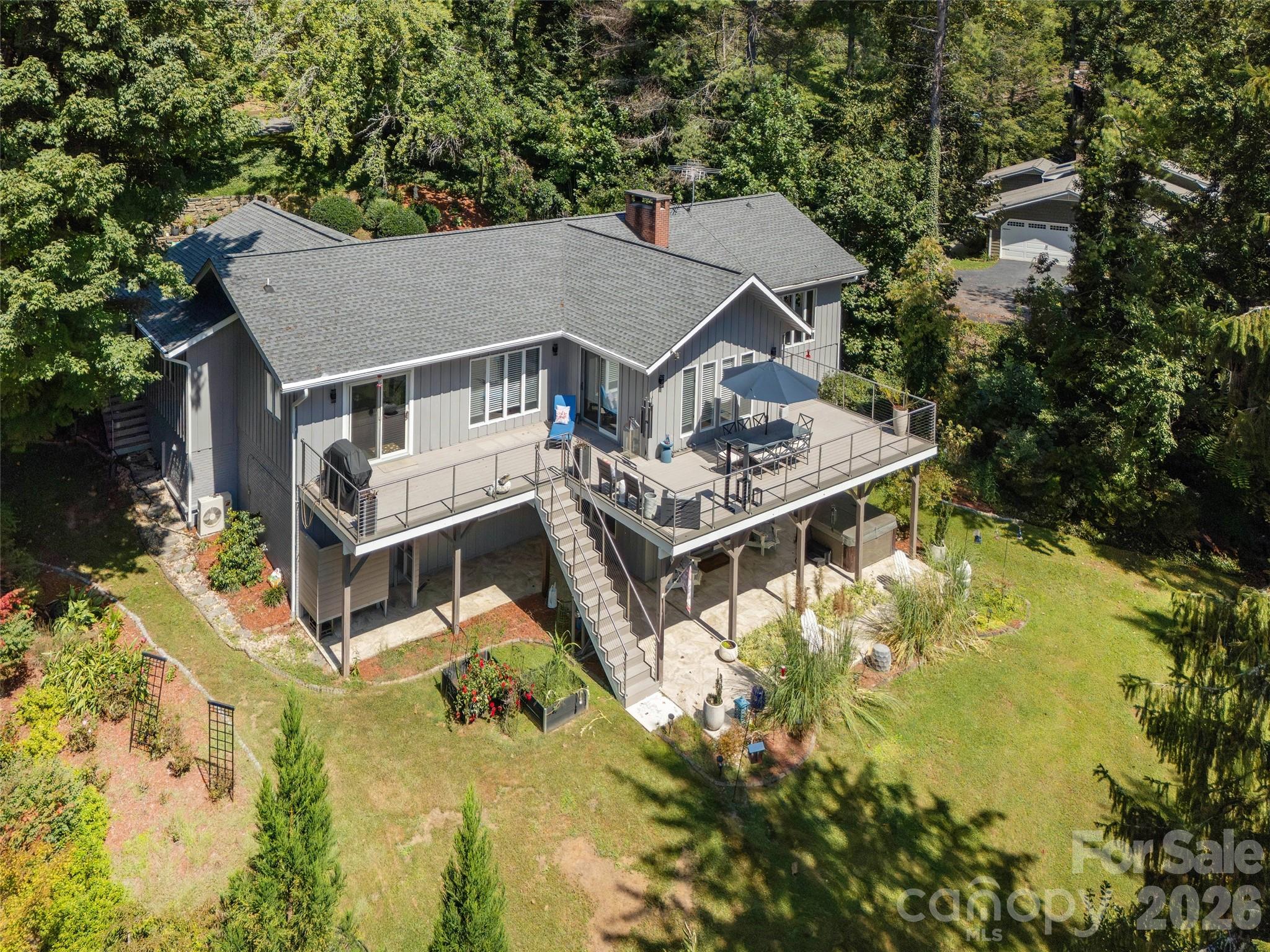 30 W Fairway Drive — photo