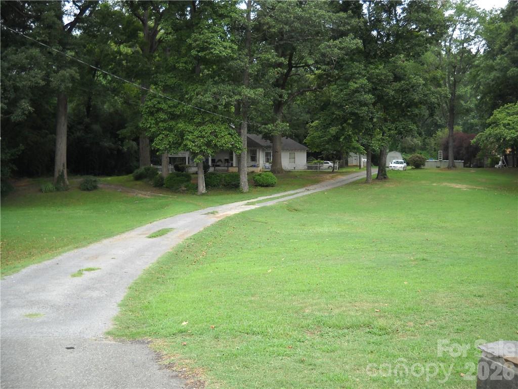 9003 Beatties Ford Road — photo