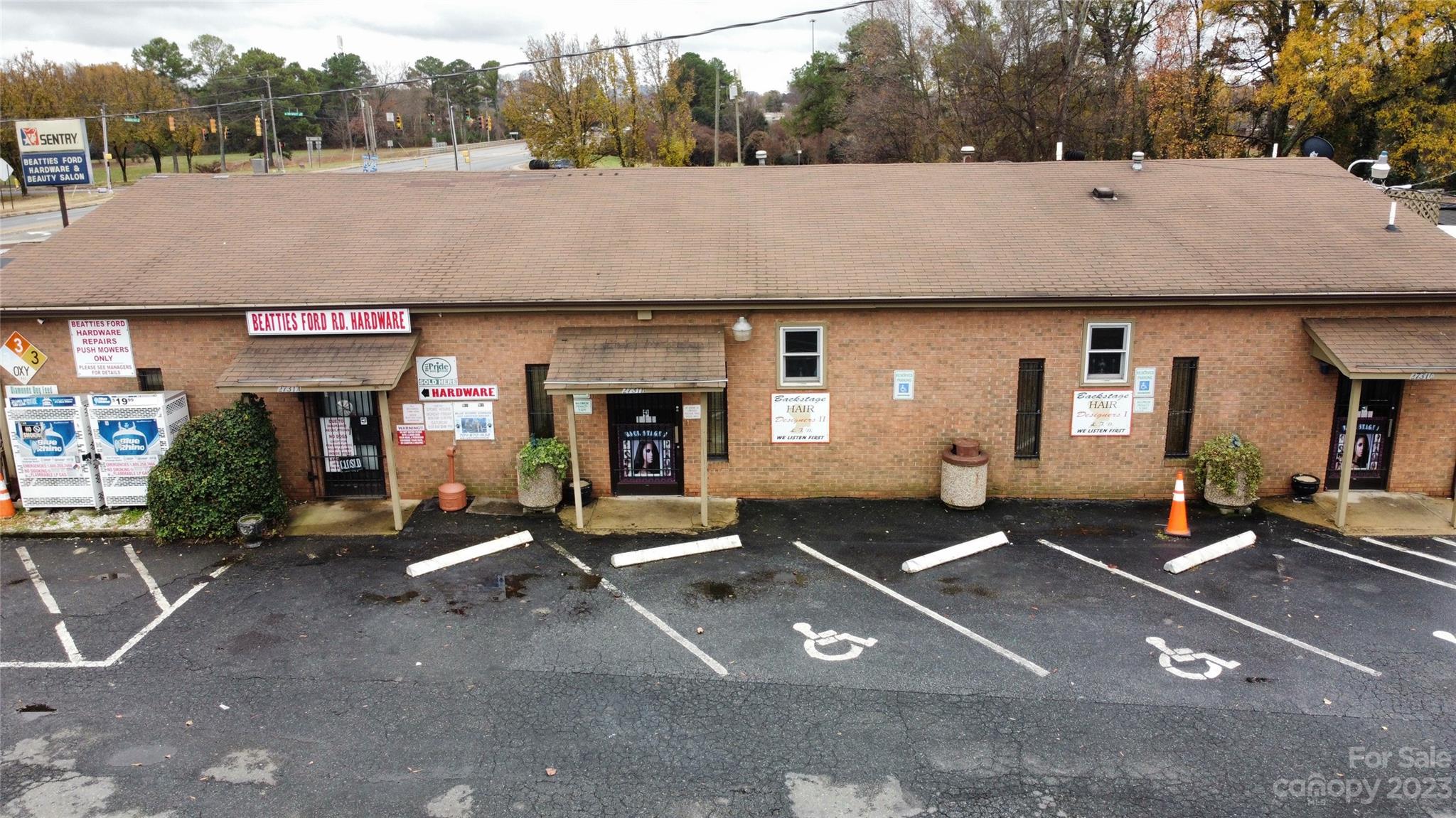 2731 Beatties Ford Road — photo