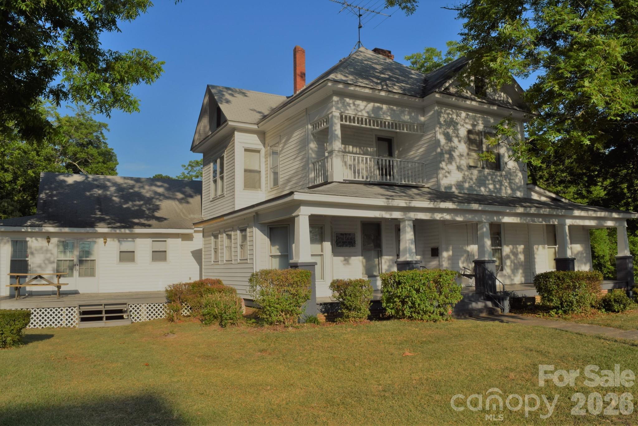 115 S Pearl Street — photo
