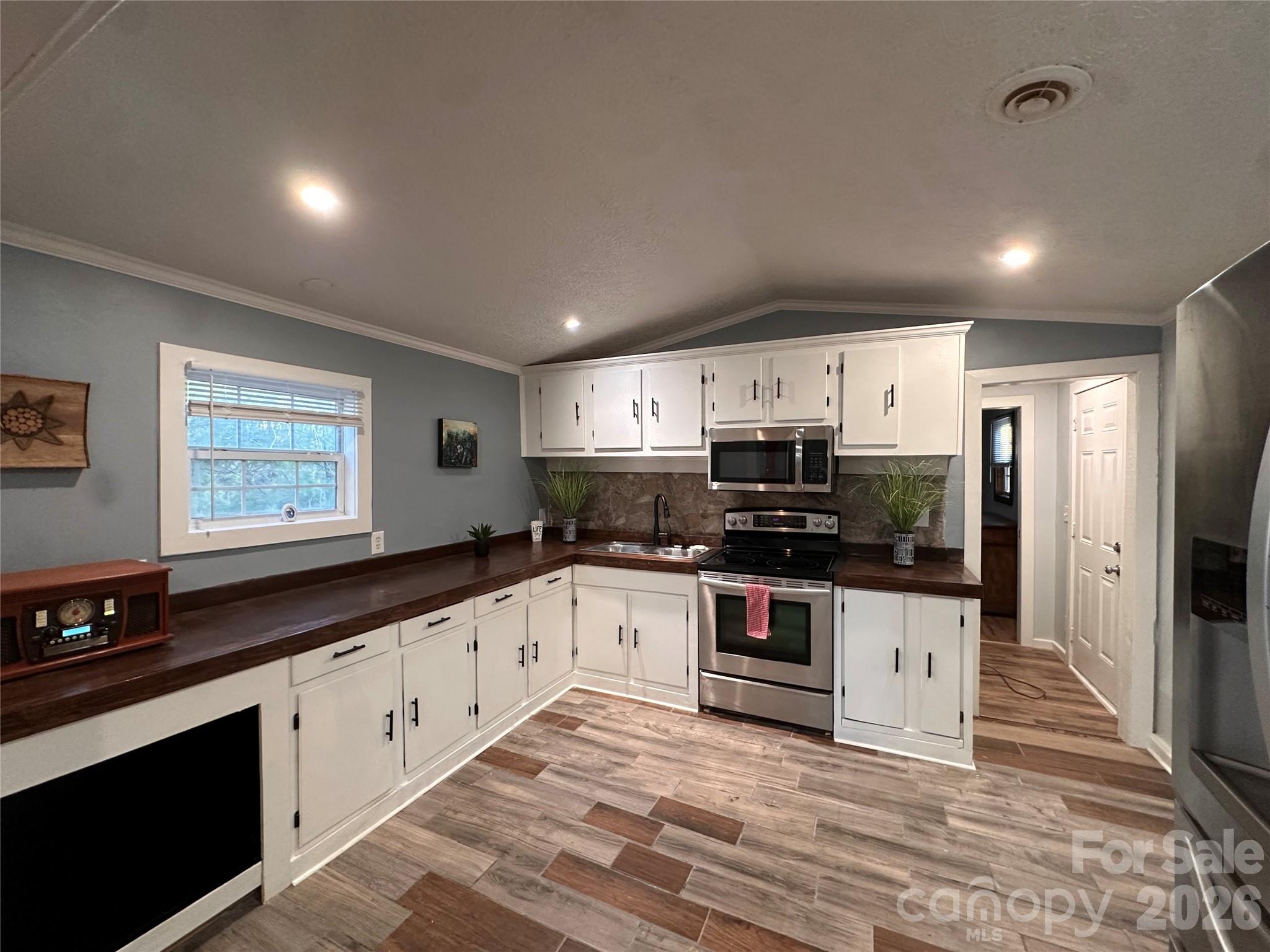 113 Highlander Street — photo