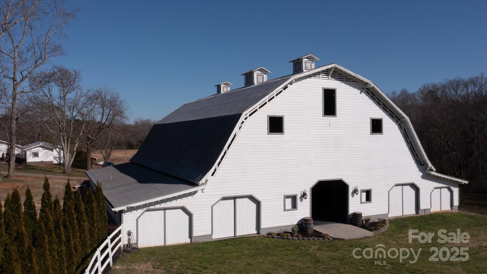 732 Crowe Dairy Road — photo