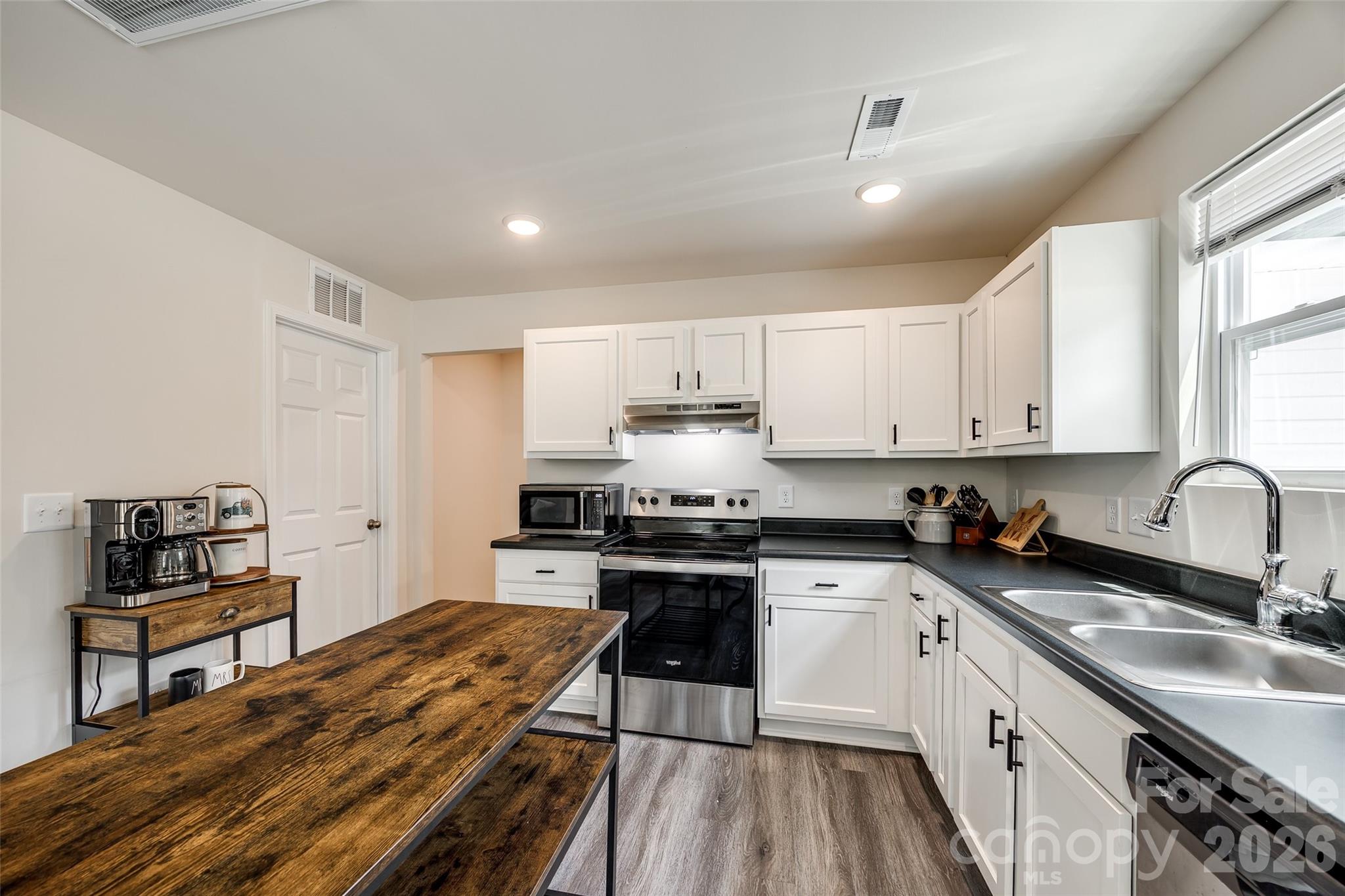 415 Kickapoo Avenue, Gastonia, NC 28056 — photo 3