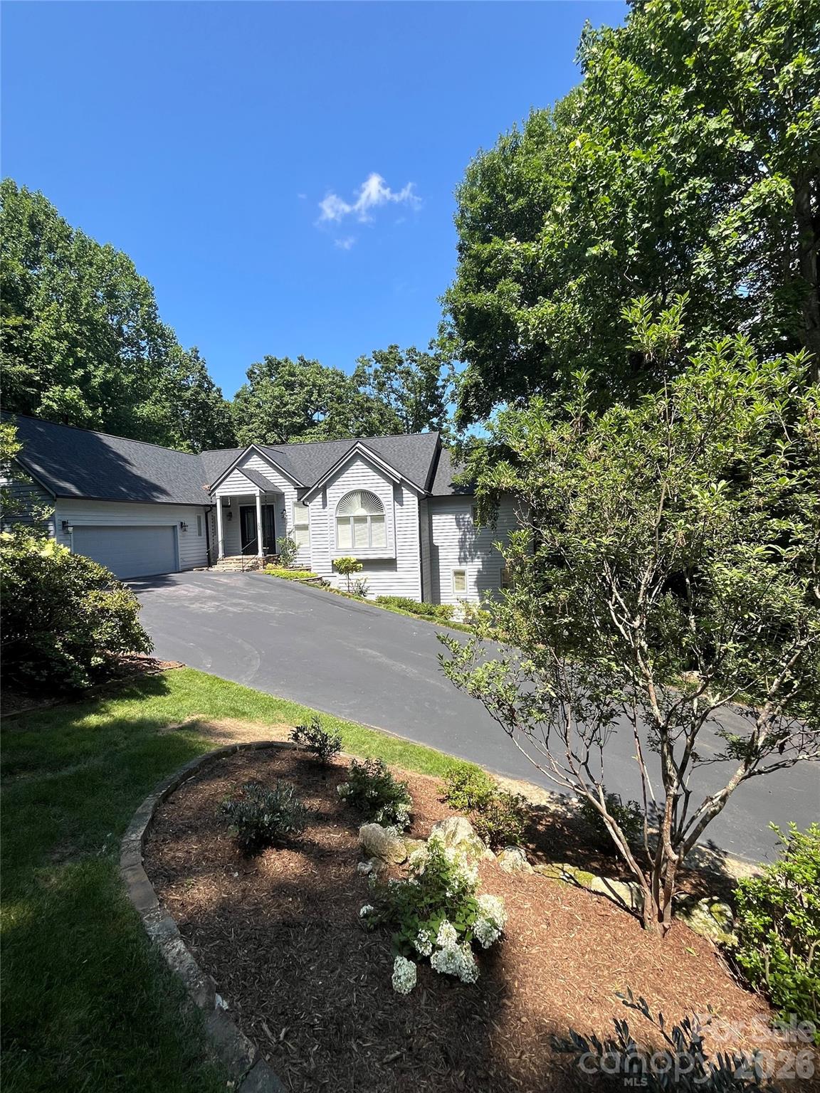 135 Poplar Loop, Flat Rock, NC 28731 — photo 2